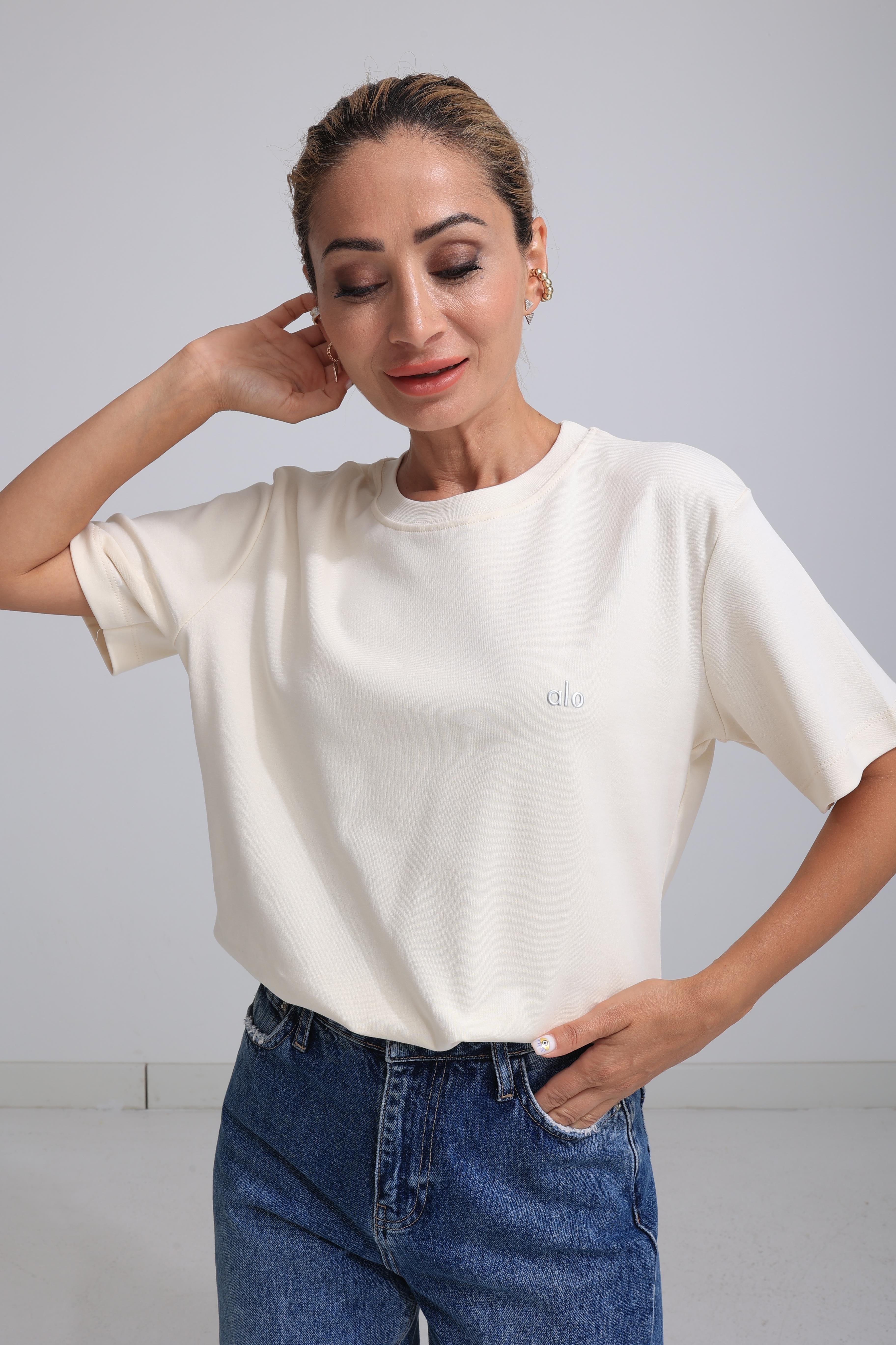 Yazı Baskılı Krem Basic Tshirt T-SHİRT | NO33