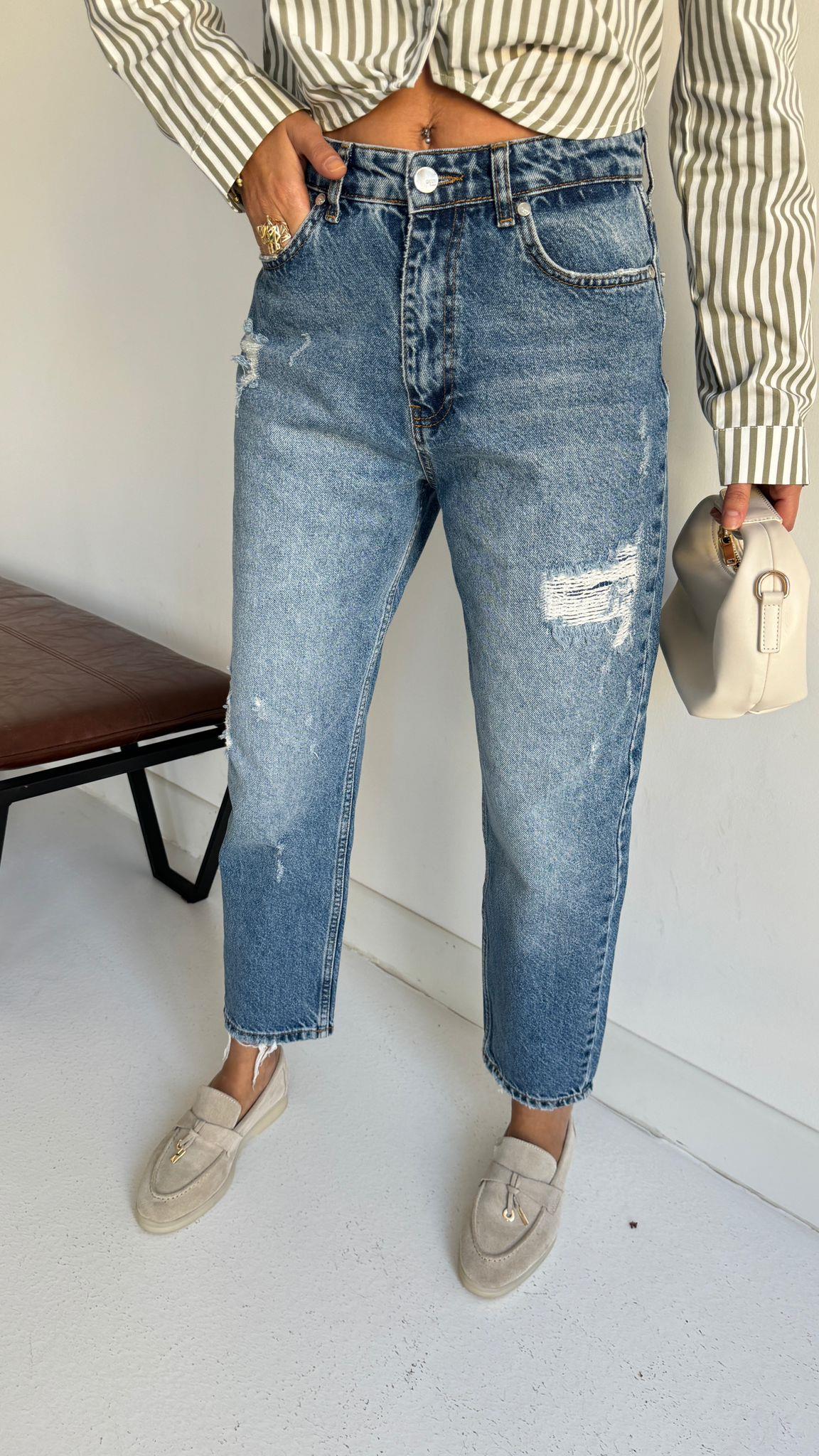 Yırtık Detay Taşlamalı Mom Jean JEAN