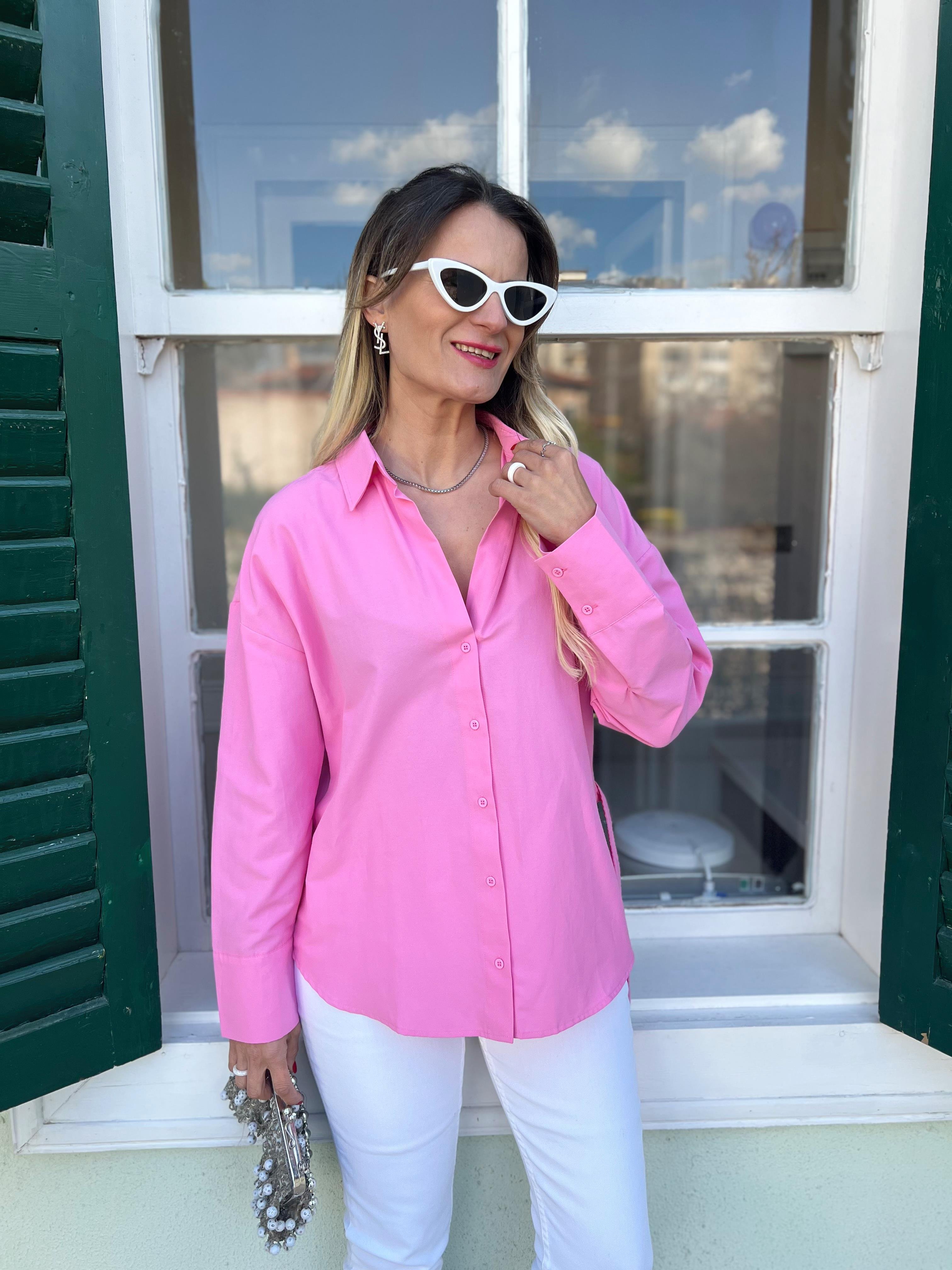 ARKA KEMERLİ POPLİN PEMBE GÖMLEK · 2