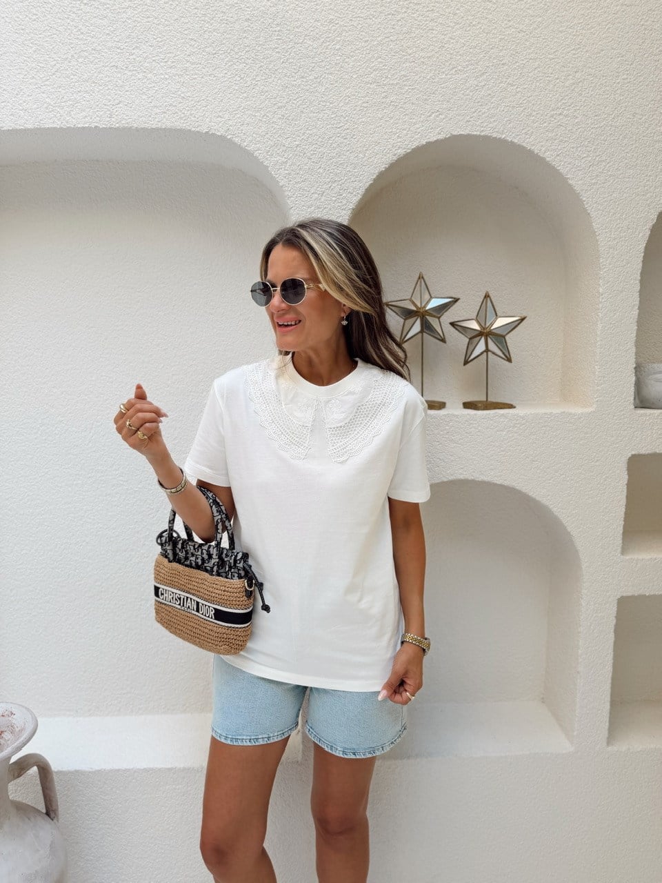 Nişantaşı Butik DANTEL YAKA DETAY TSHİRT