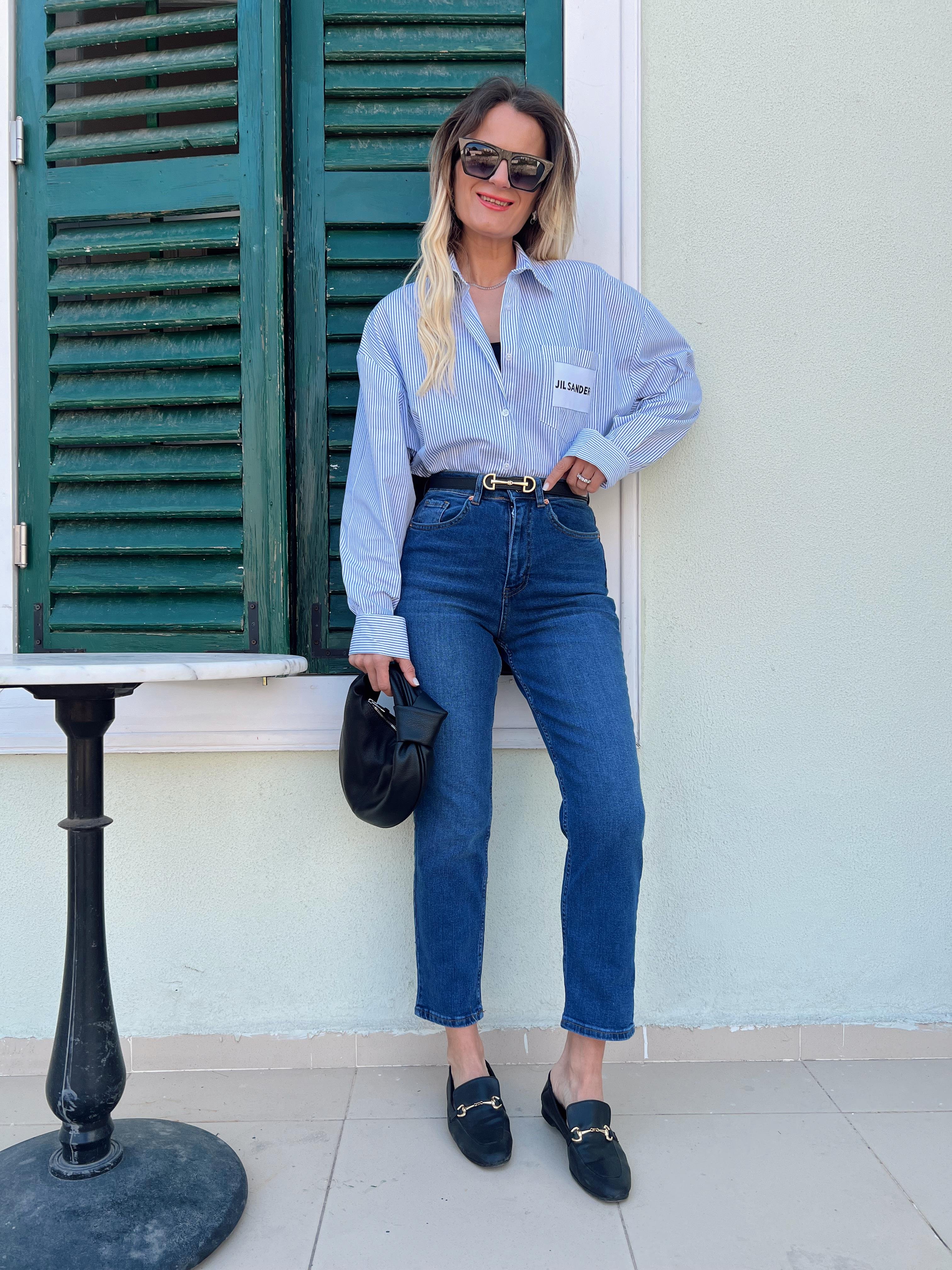 KOYU MAVİ LİKRALI MOM JEAN · 2
