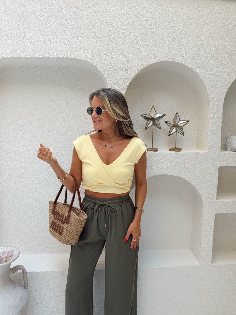 Nişantaşı Butik KRUVAZE BURGU VE SIRT DETAY BASİC SARI