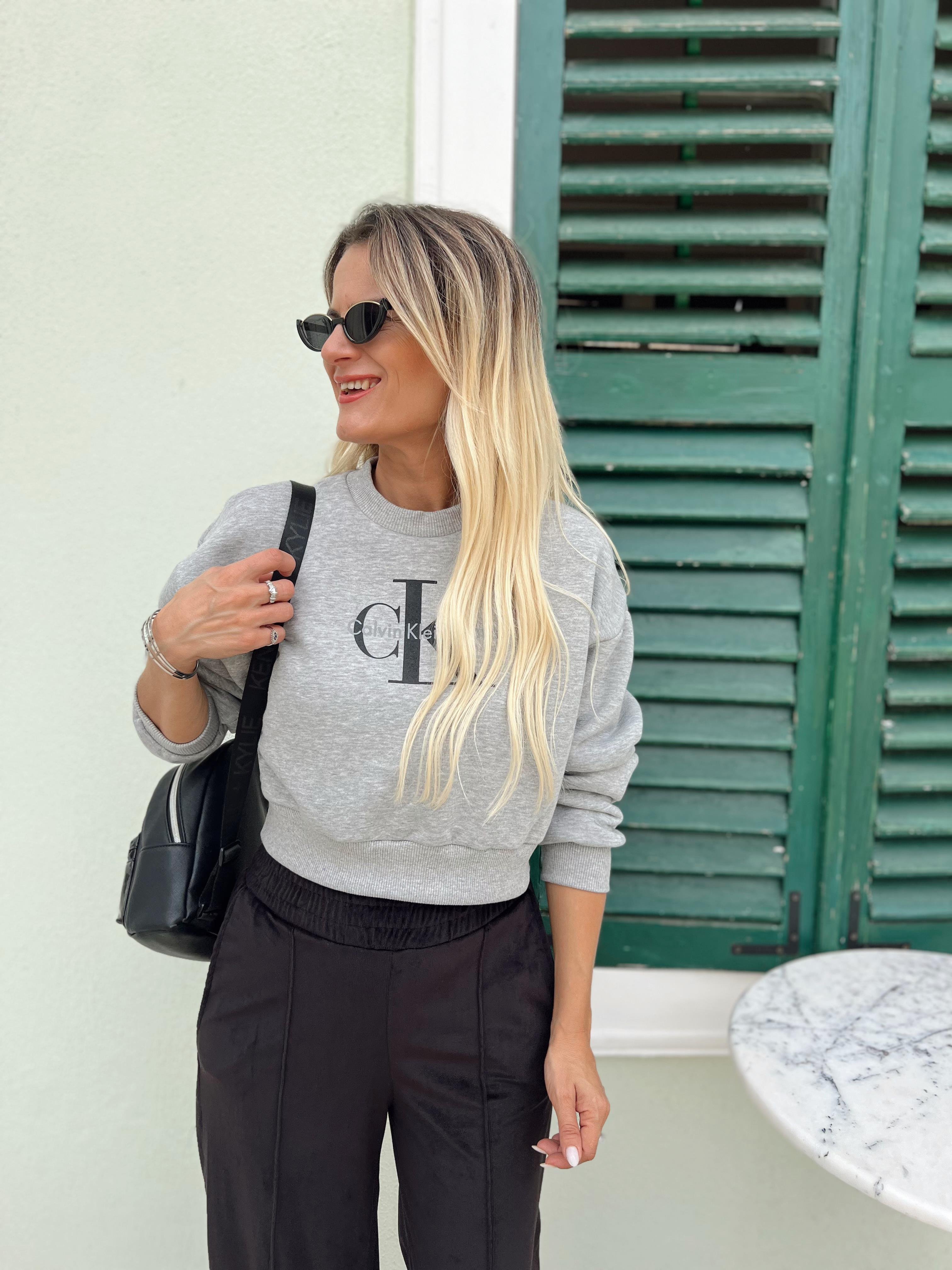 YAZI BASKILI GRİ SWEATSHİRT · 2
