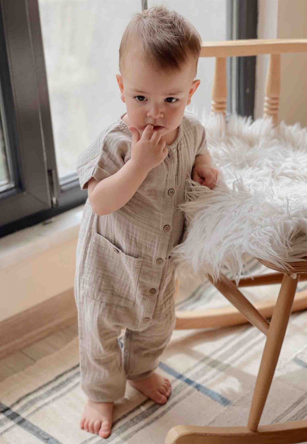62029 - 5020Büyük Cepli Boydan Patlı Muslin Tulum 0-3 Yaş Vizon - www.cigit.com.trCigitBüyük Cepli Boydan Patlı Muslin Tulum 0-3 Yaş Vizon