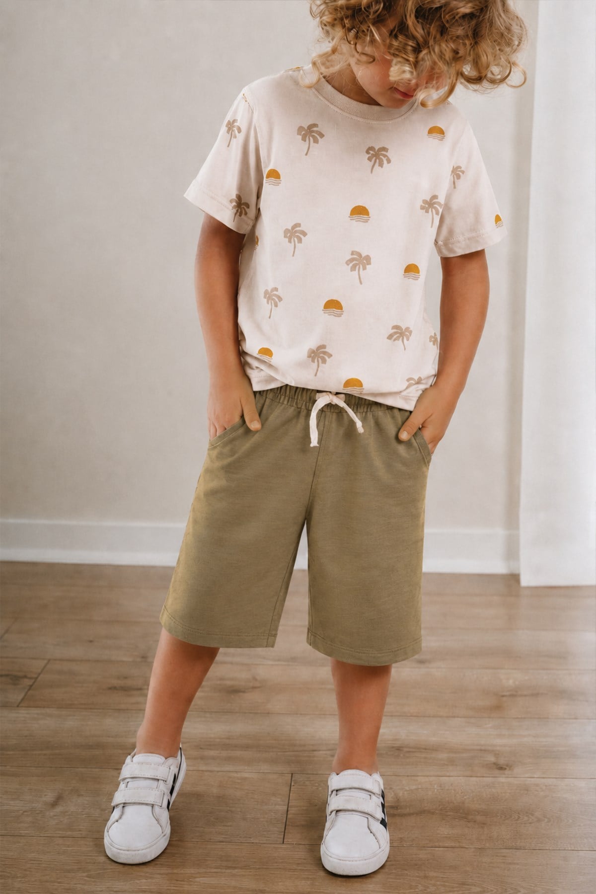 CigitDesenli Kaprili T-Shirt Takım 2-12 Yaş Bej