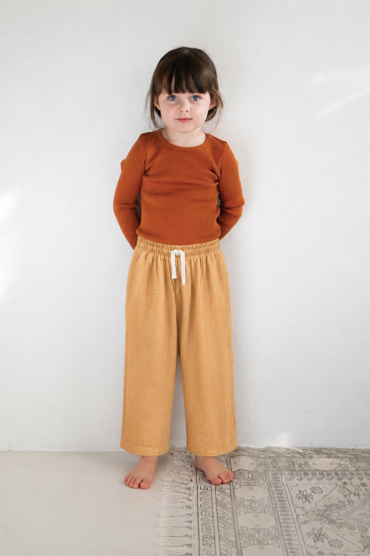 CigitOrganic Beli Fırfırlı Geniş Kesim Müslin Pantolon 1-8 Yaş Sundres