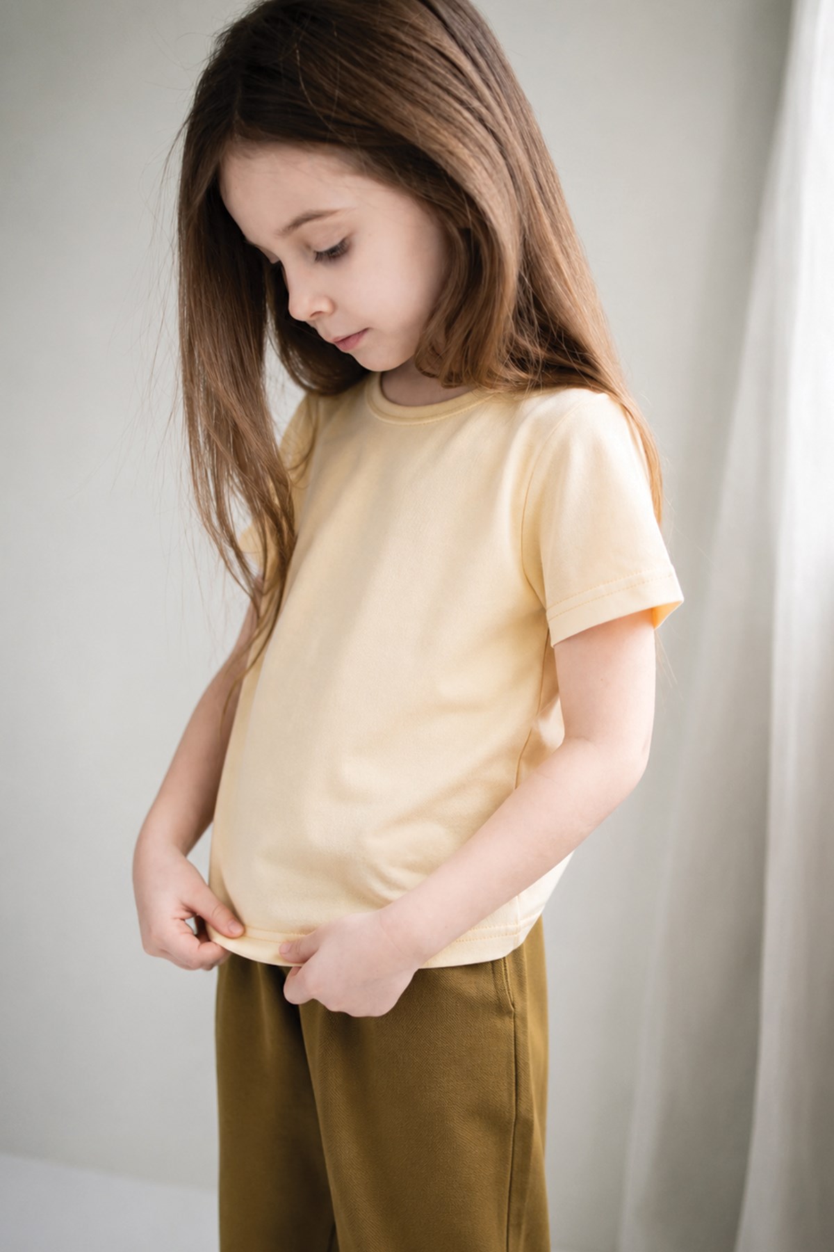 CigitEtiket Detaylı T-Shirt 2-10 Yaş Sarı