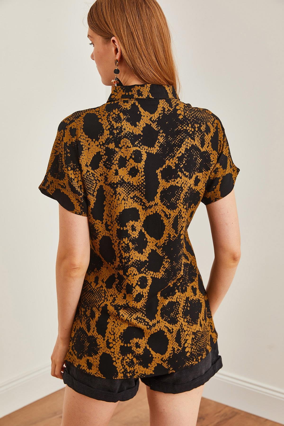 Animal Print Dökümlü Yarasa Viskon Gömlek Yılan Vizon