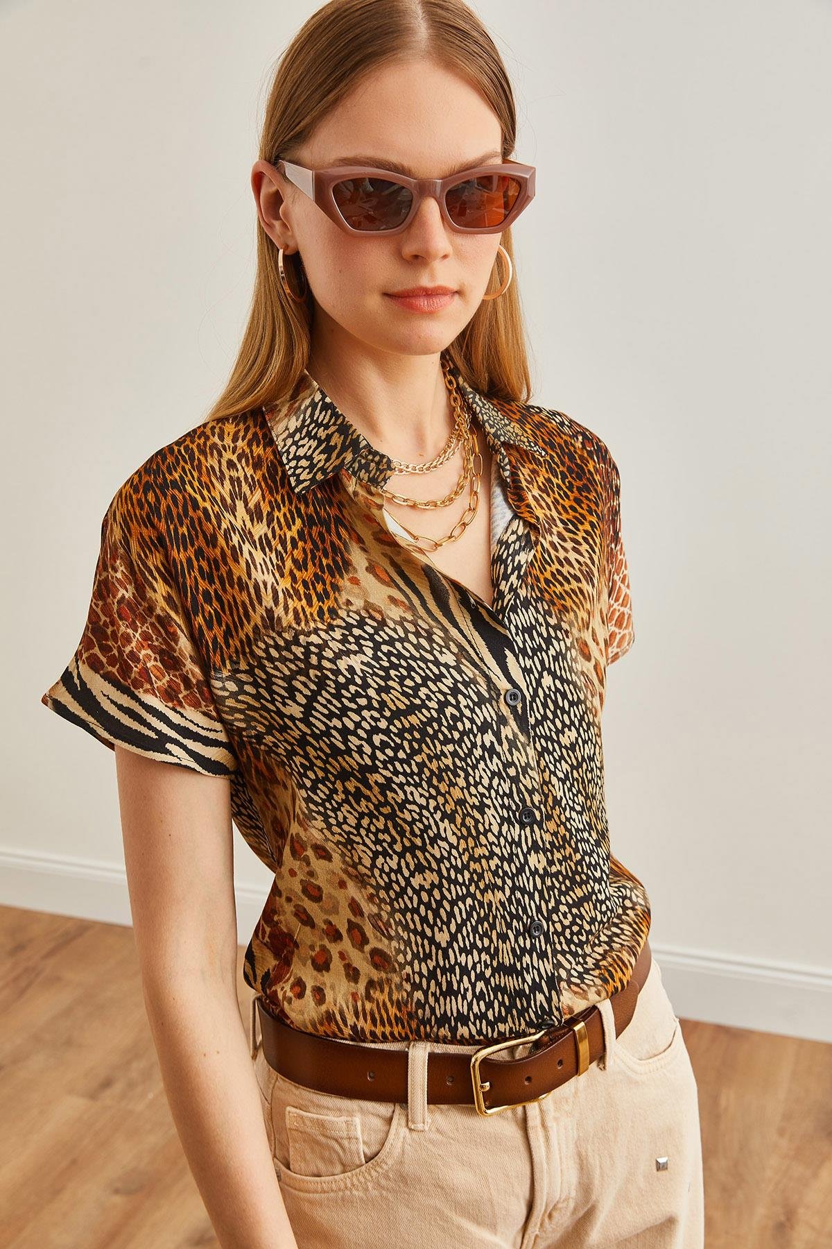 Animal Print Dökümlü Yarasa Viskon Gömlek Leopar Camel