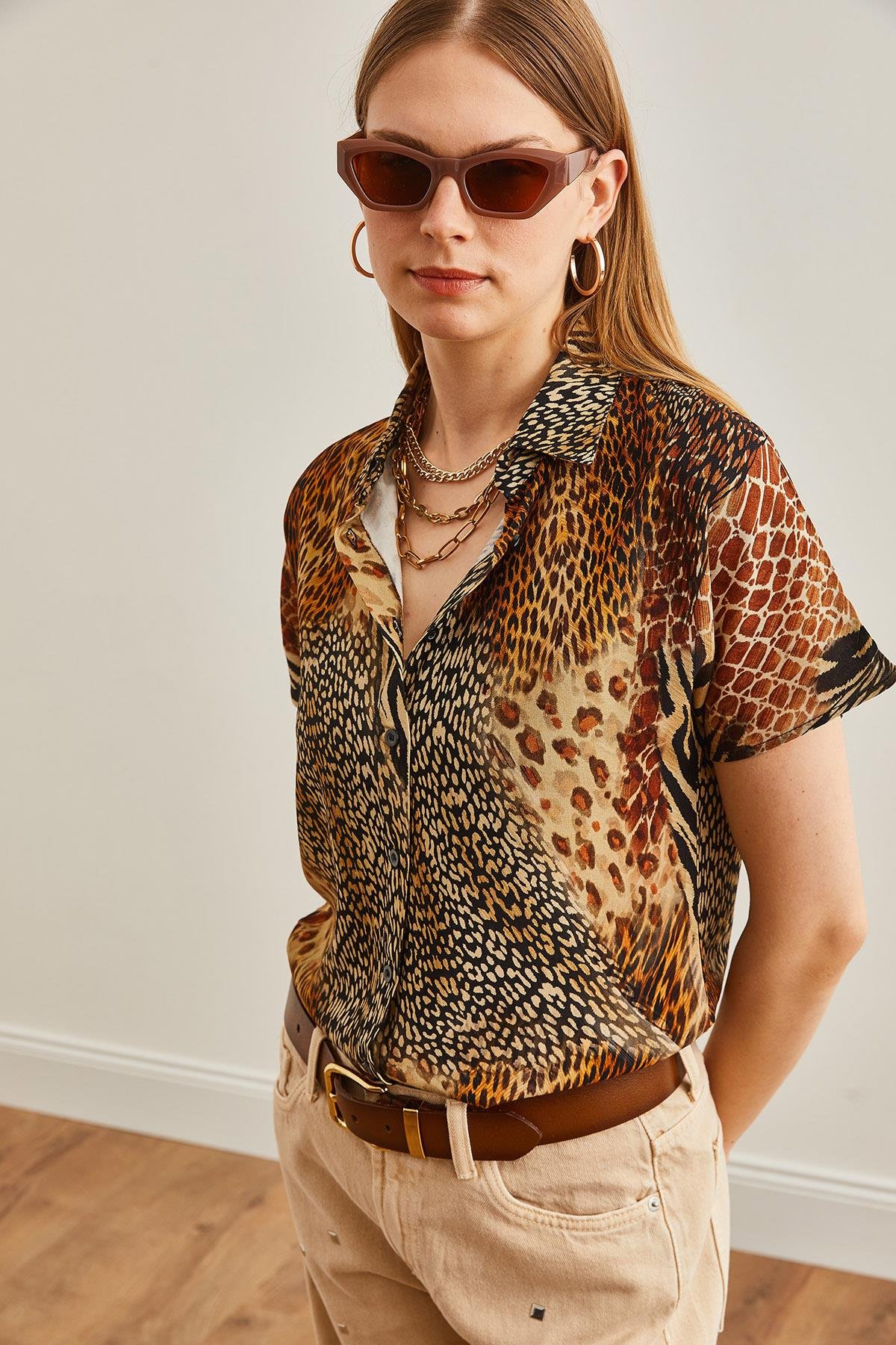 Animal Print Dökümlü Yarasa Viskon Gömlek Leopar Camel