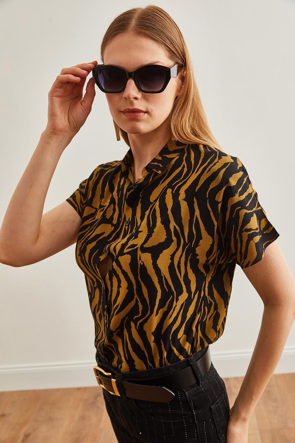 Animal Print Dökümlü Yarasa Viskon Gömlek Leopar Vizon