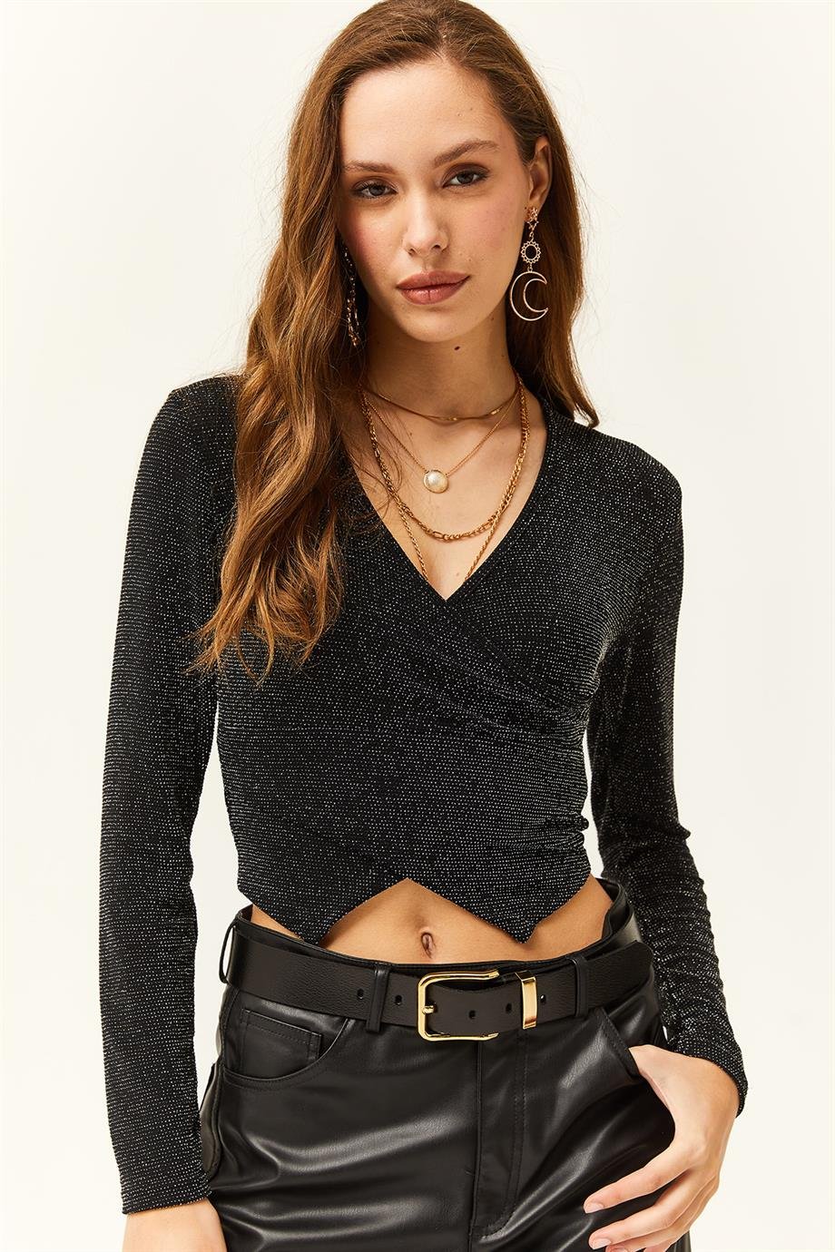 Anvelop Sim Detaylı Crop Bluz Siyah