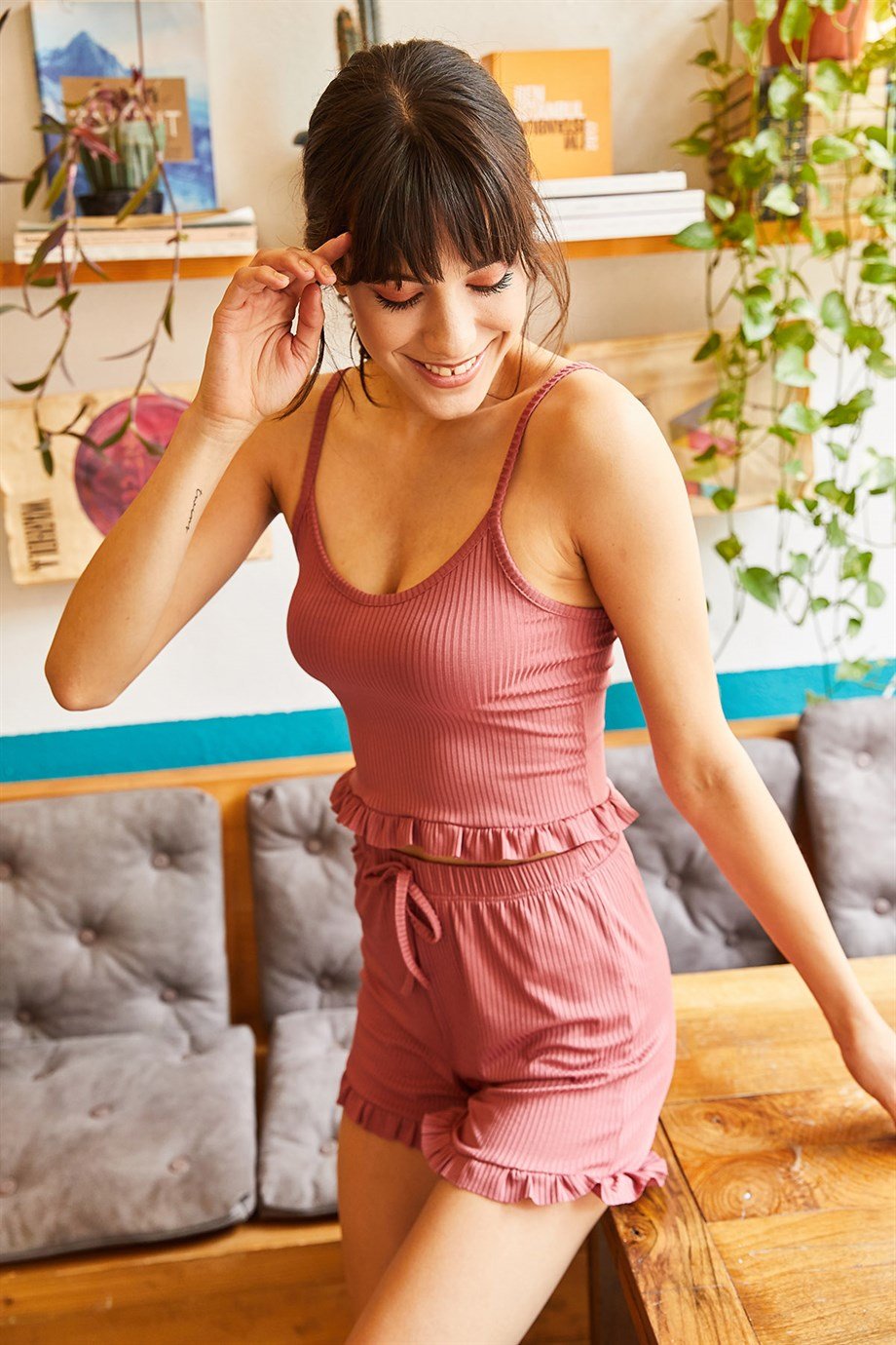 Askılı Fırfırlı Pijama Takımı Gül Kurusu