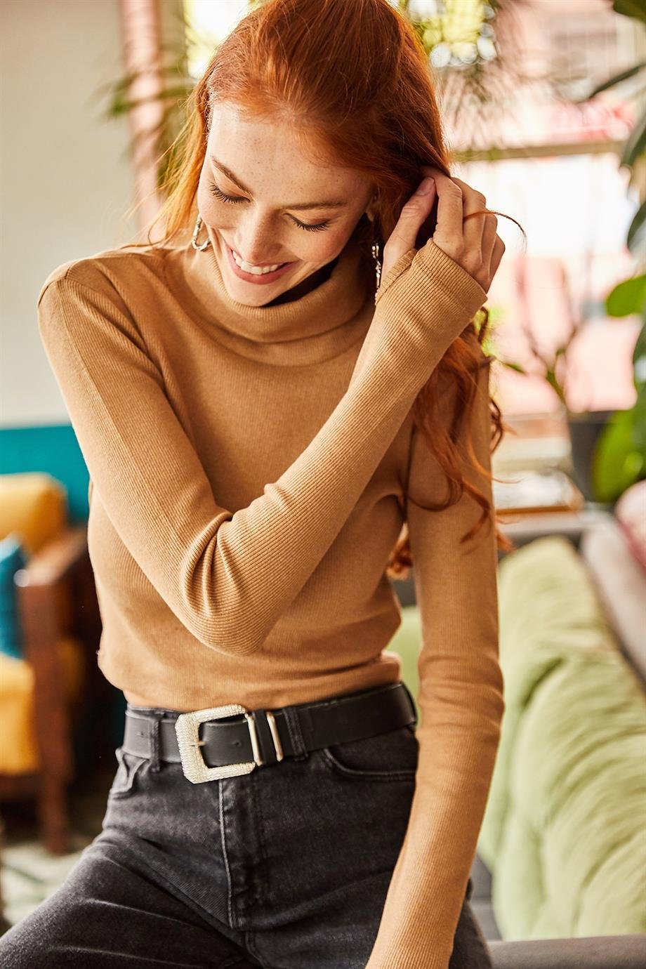 Balıkçı Yaka Parmak Detaylı Likralı Bluz Camel