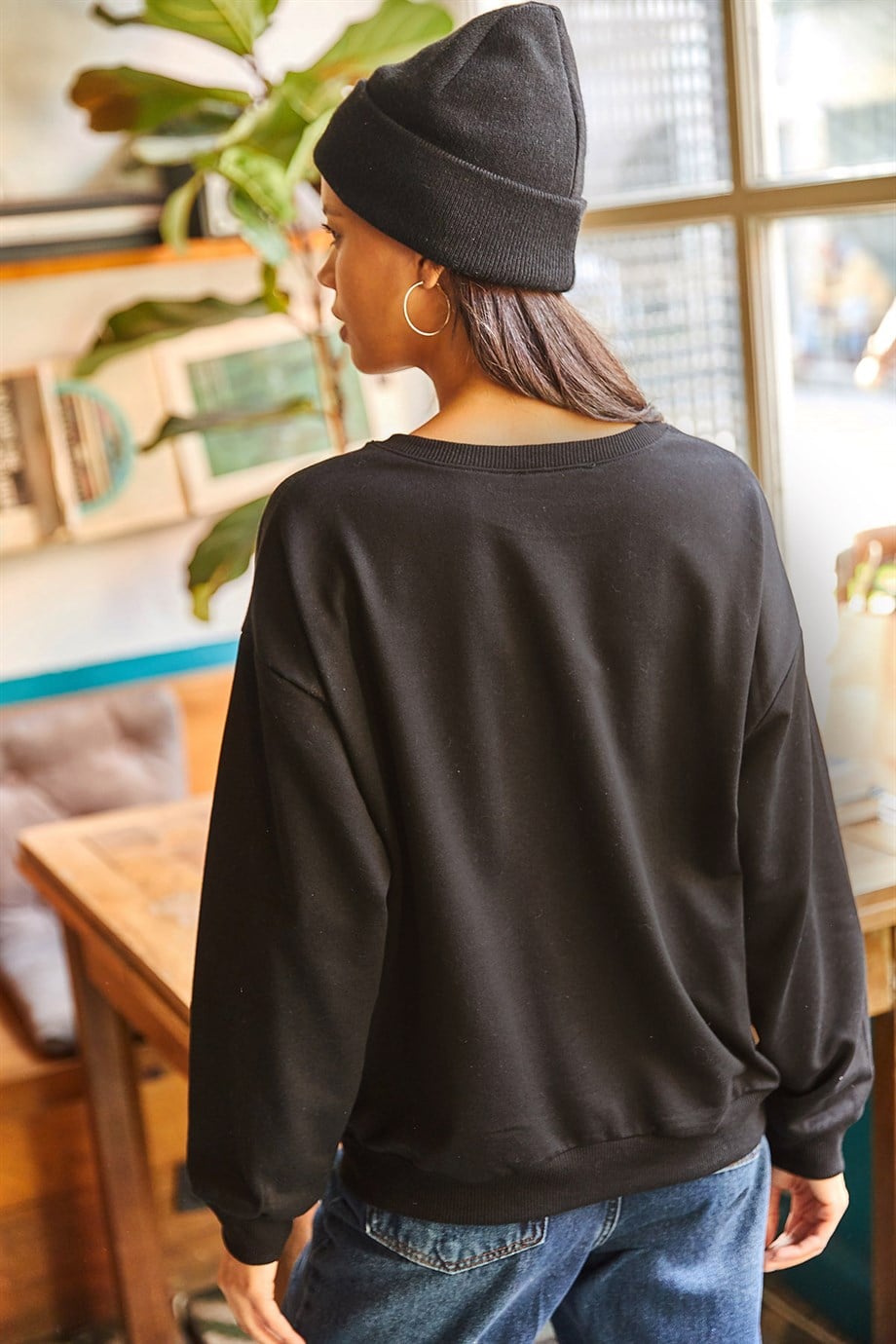Basic Yumuşak Dokulu Salaş Sweatshirt Düz Siyah