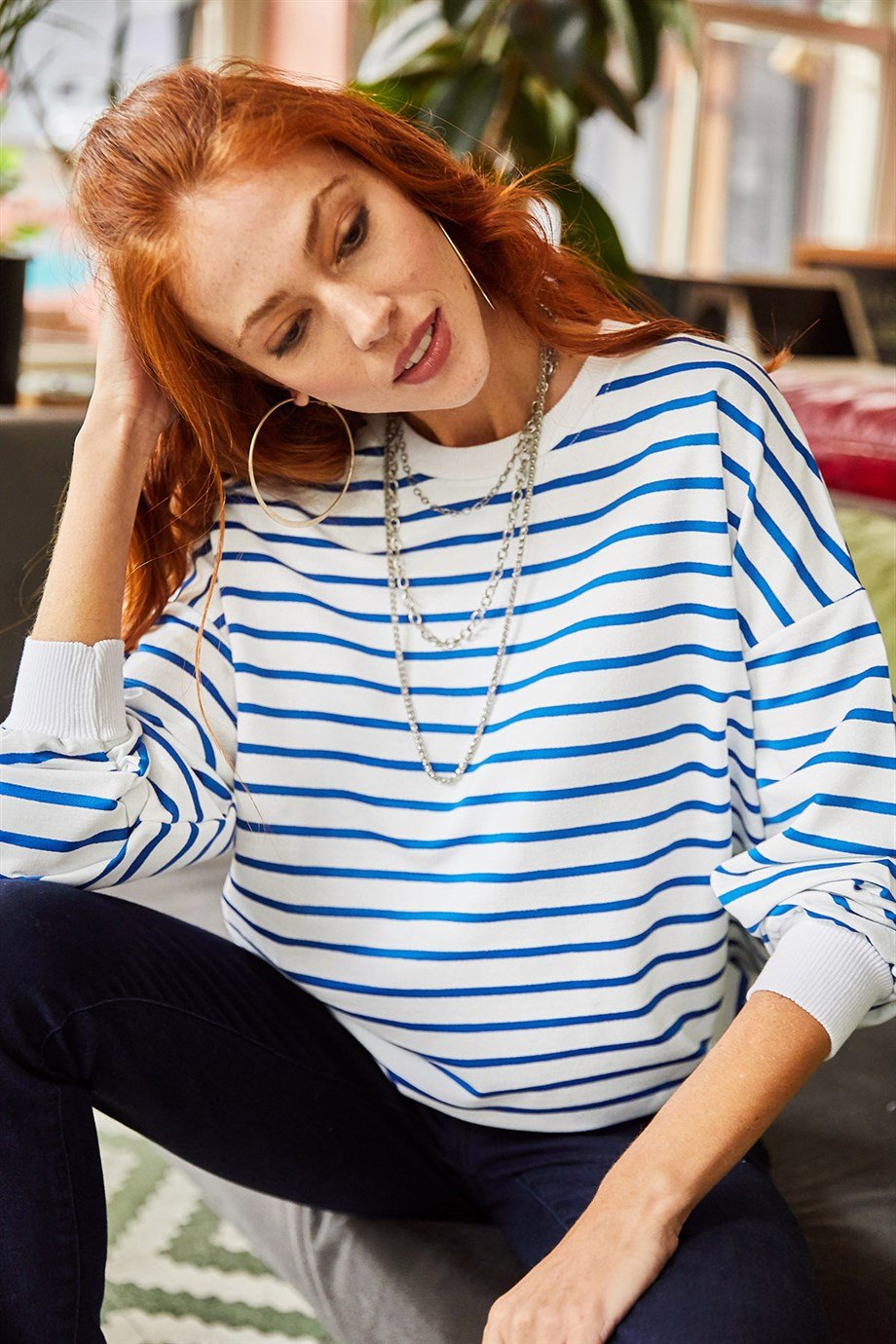 Basic Yumuşak Dokulu Salaş Sweatshirt Beyaz İndigo