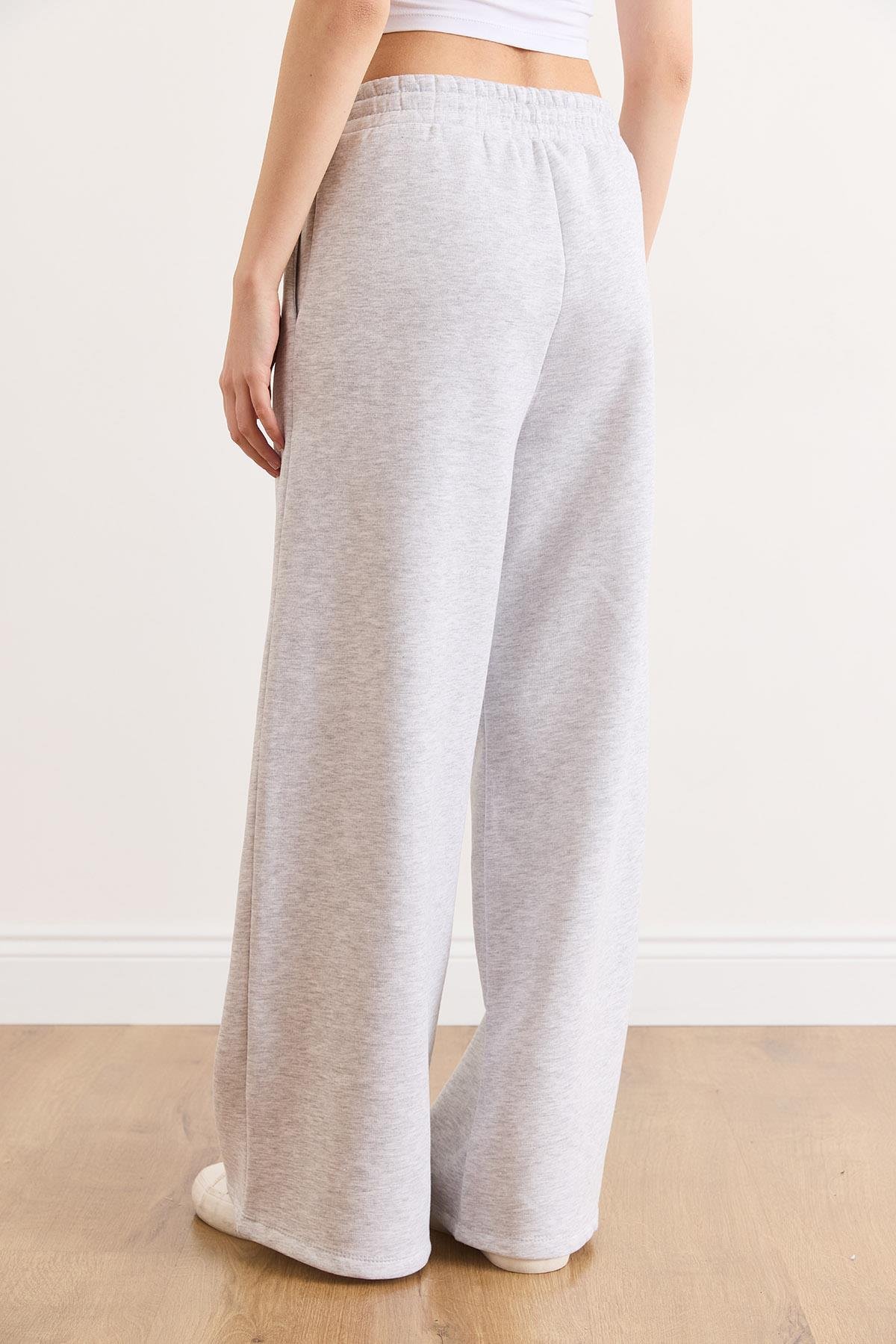 Beli Bağcıklı Cepli Wide Leg Şardonlu Kalın Eşofman Altı Gri
