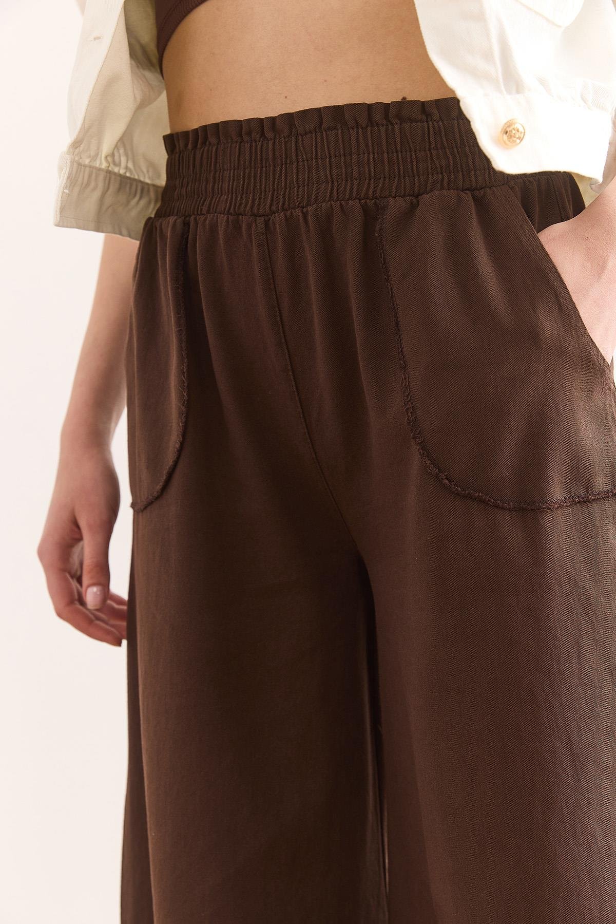 Beli Lastikli Cepli İspanyol Paça Pamuk Gabardin Pantolon Kahverengi