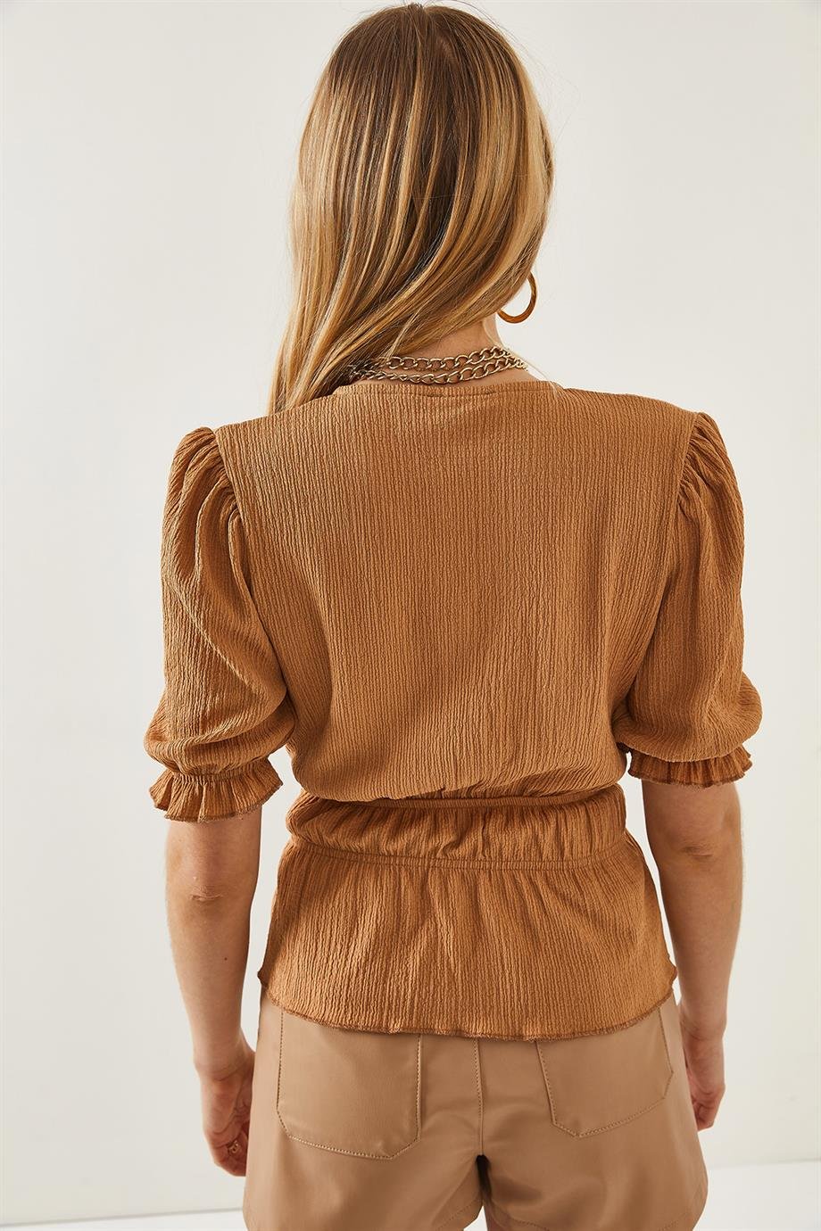 Beli Lastikli Kruvaze Bluz Camel