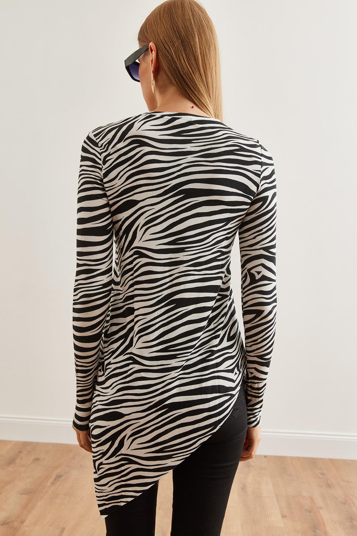 Bisiklet Yaka Asimetrik Viskon Tunik Zebra Beyaz