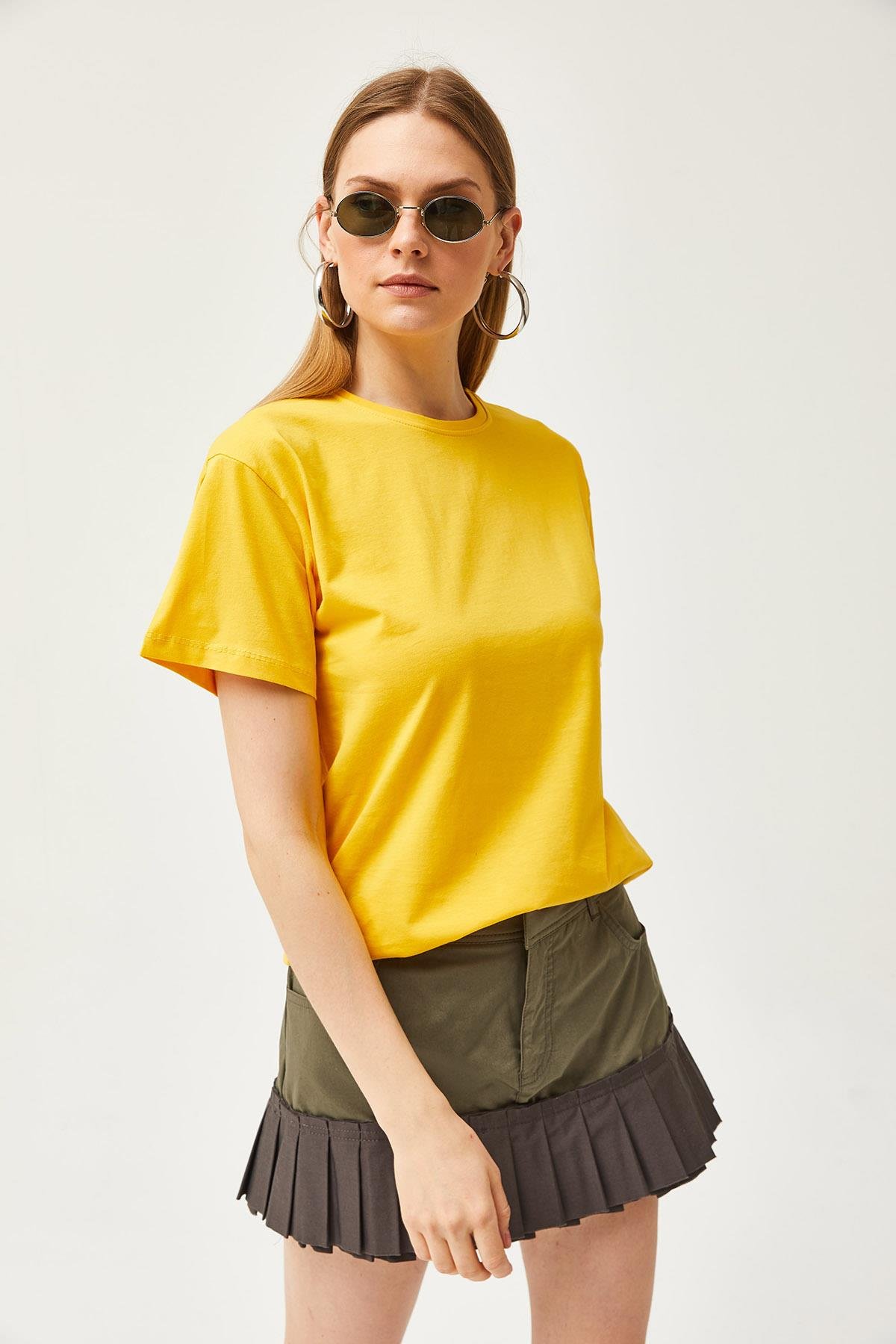 Bisiklet Yaka Basic Tişört Sarı