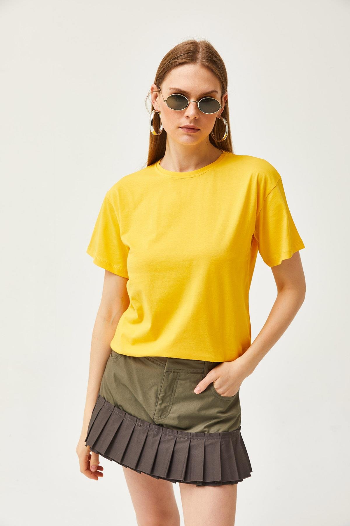 Bisiklet Yaka Basic Tişört Sarı