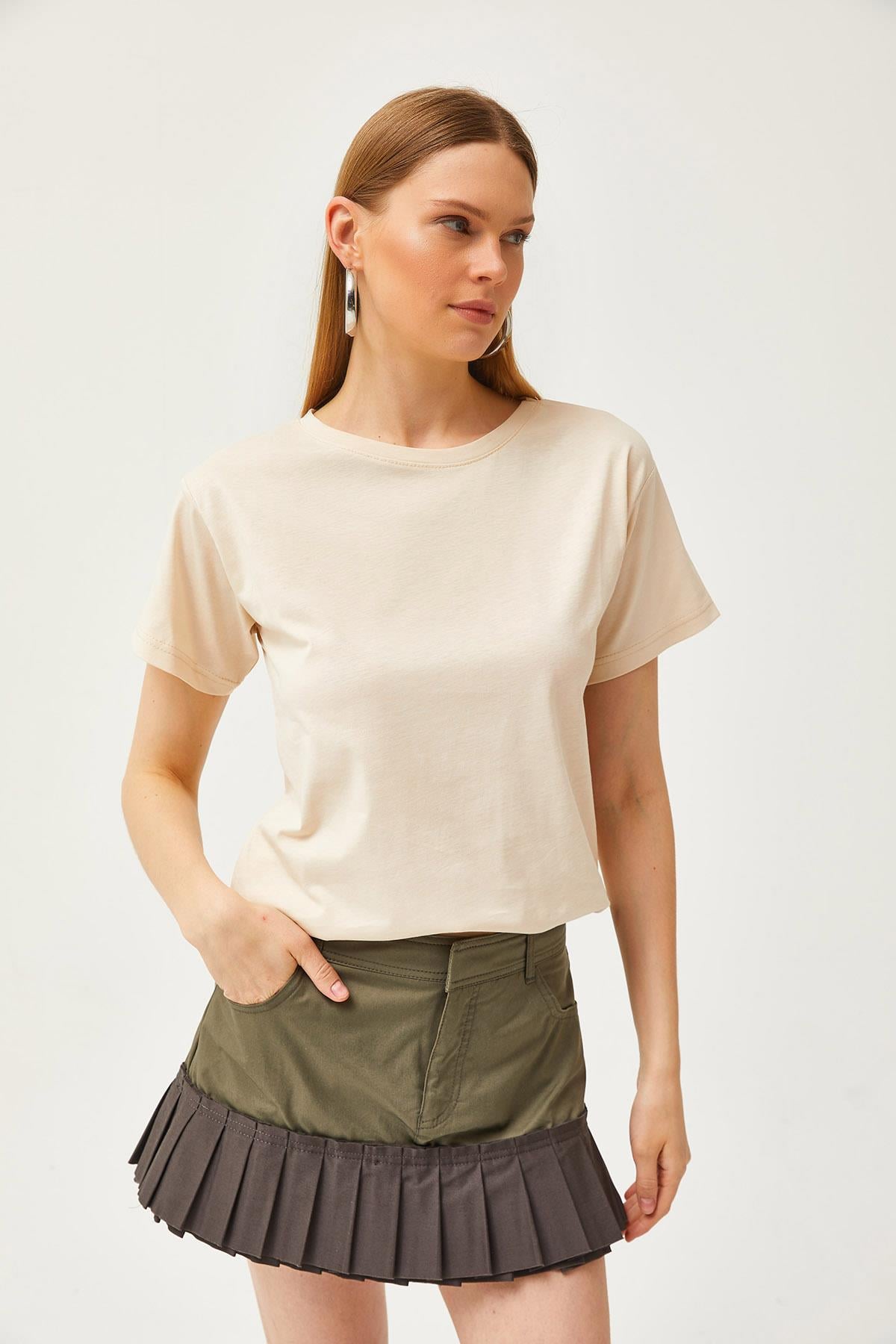 Bisiklet Yaka Basic Tişört Taş