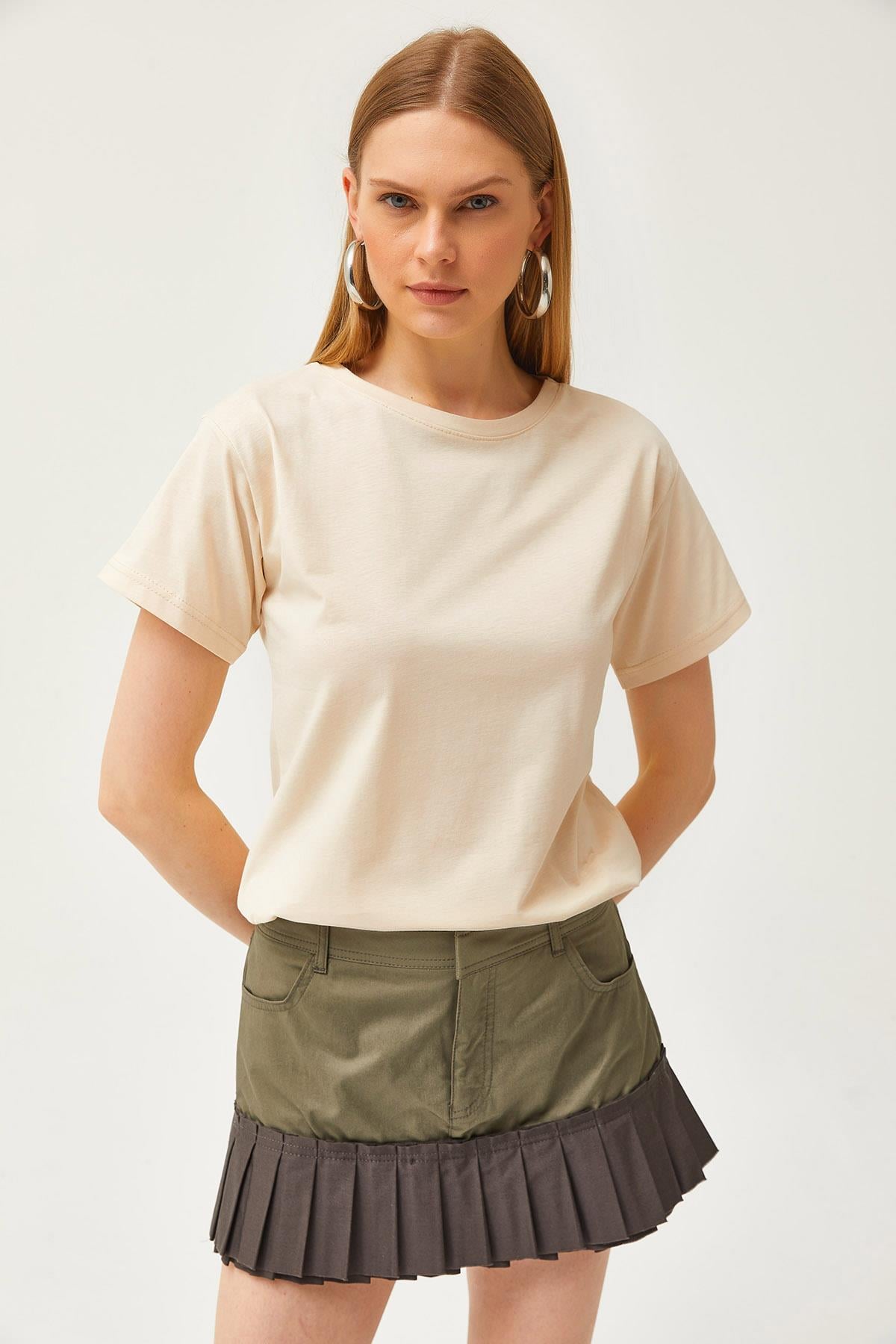 Bisiklet Yaka Basic Tişört Taş