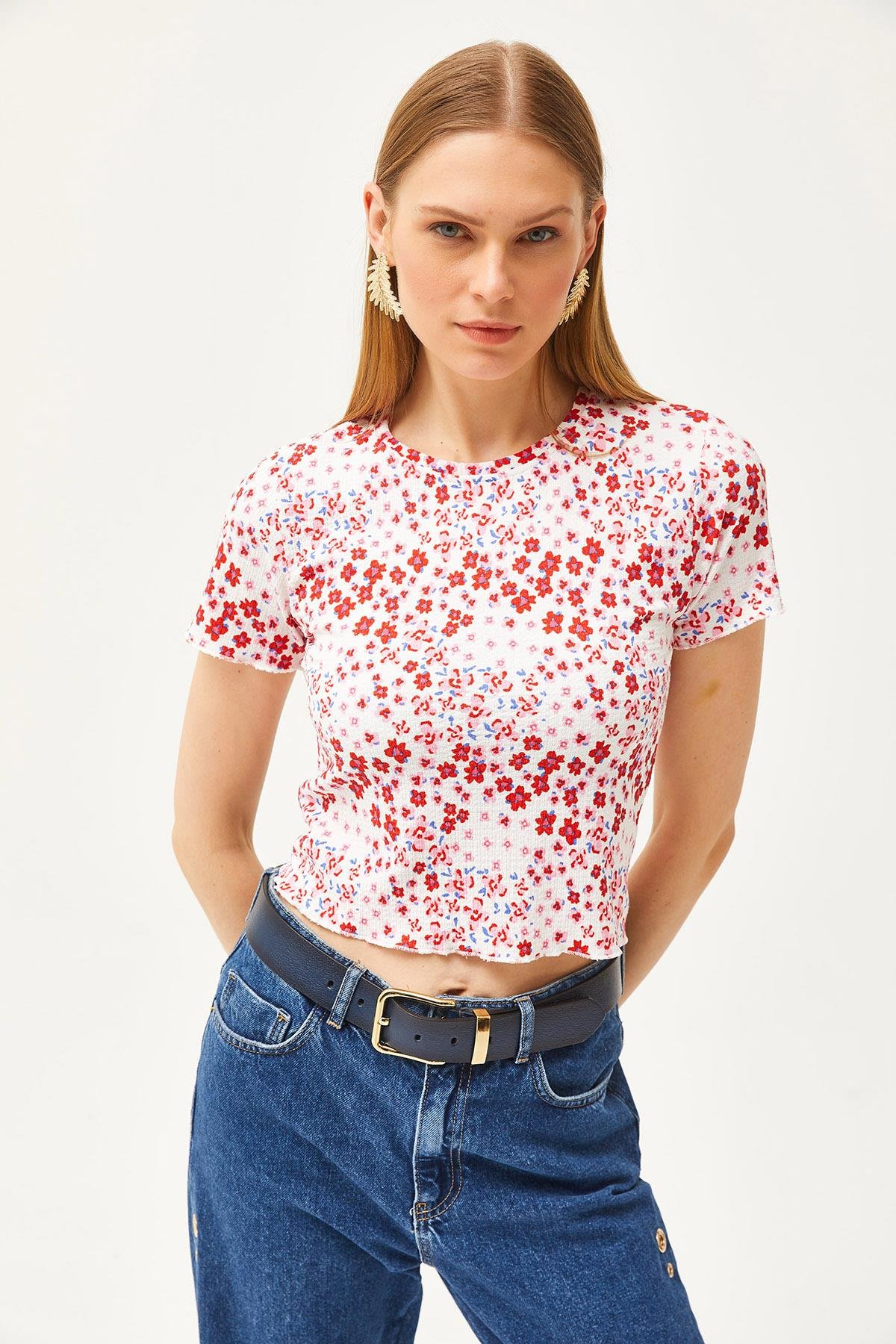 Bisiklet Yaka Bebe Overlok Crop Bluz Çiçek Kırmızı