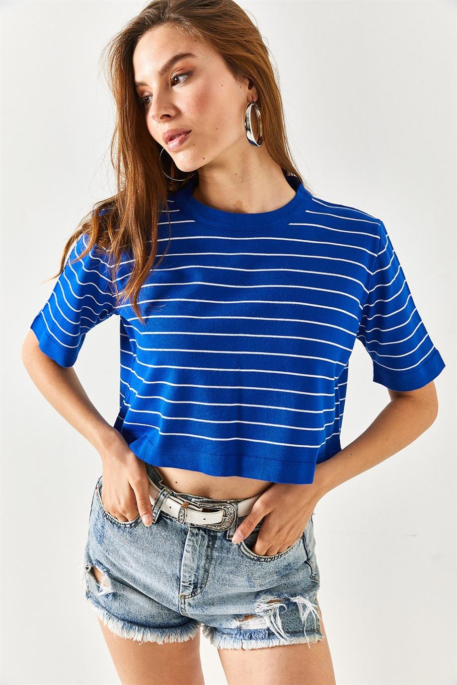 Bisiklet Yaka Çizgili Crop Triko Bluz Saks Mavi
