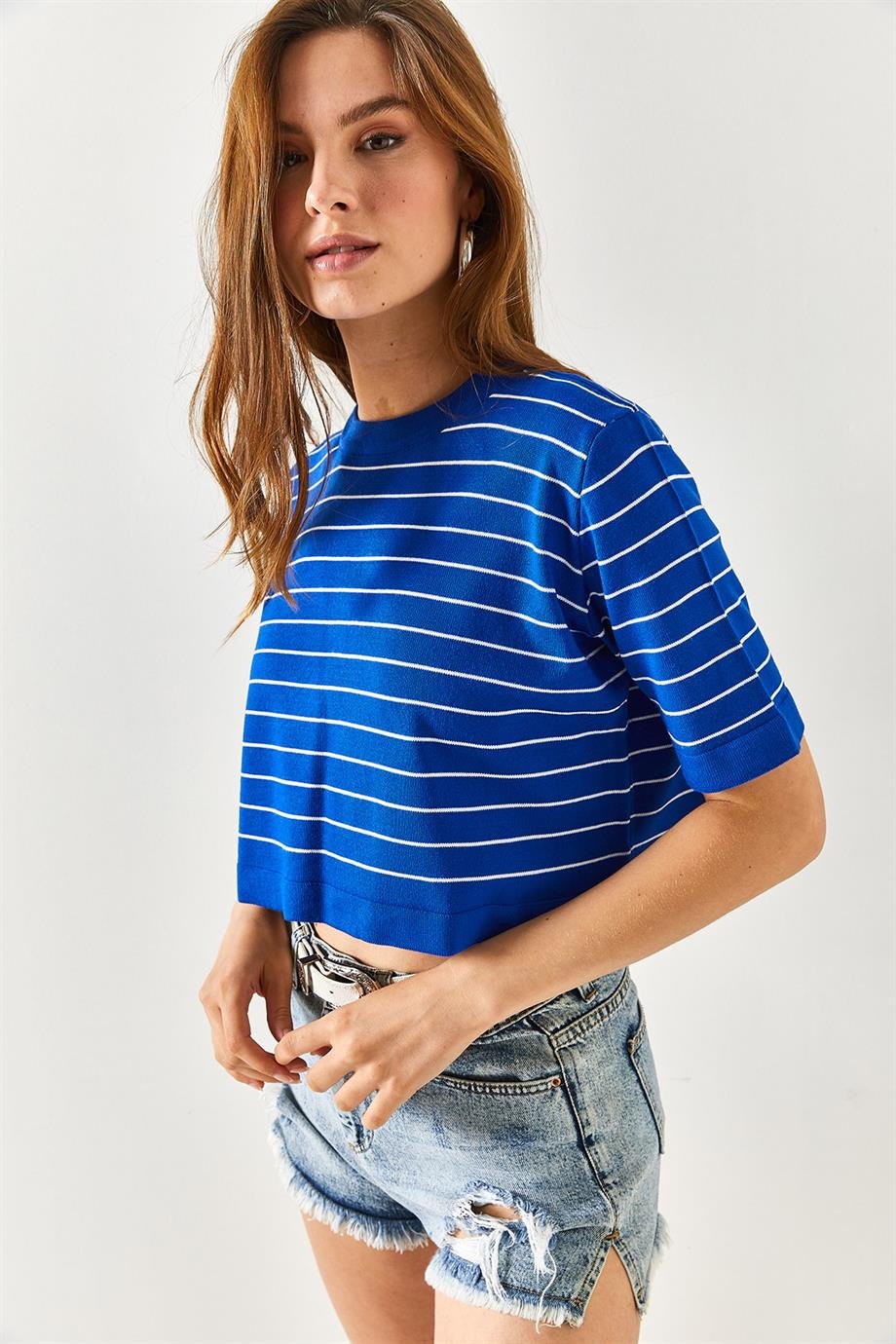 Bisiklet Yaka Çizgili Crop Triko Bluz Saks Mavi