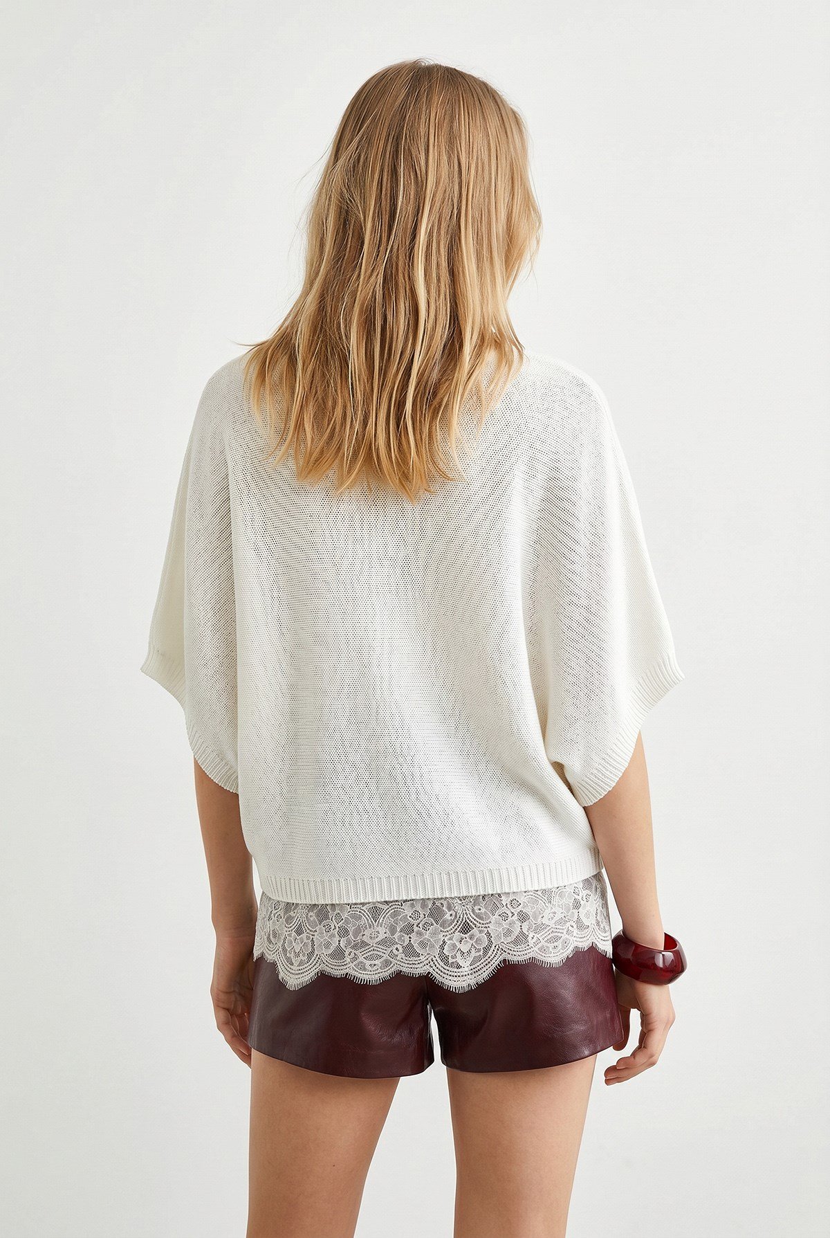 Bisiklet Yaka Dantel Detaylı Loose Fit Triko Bluz Beyaz