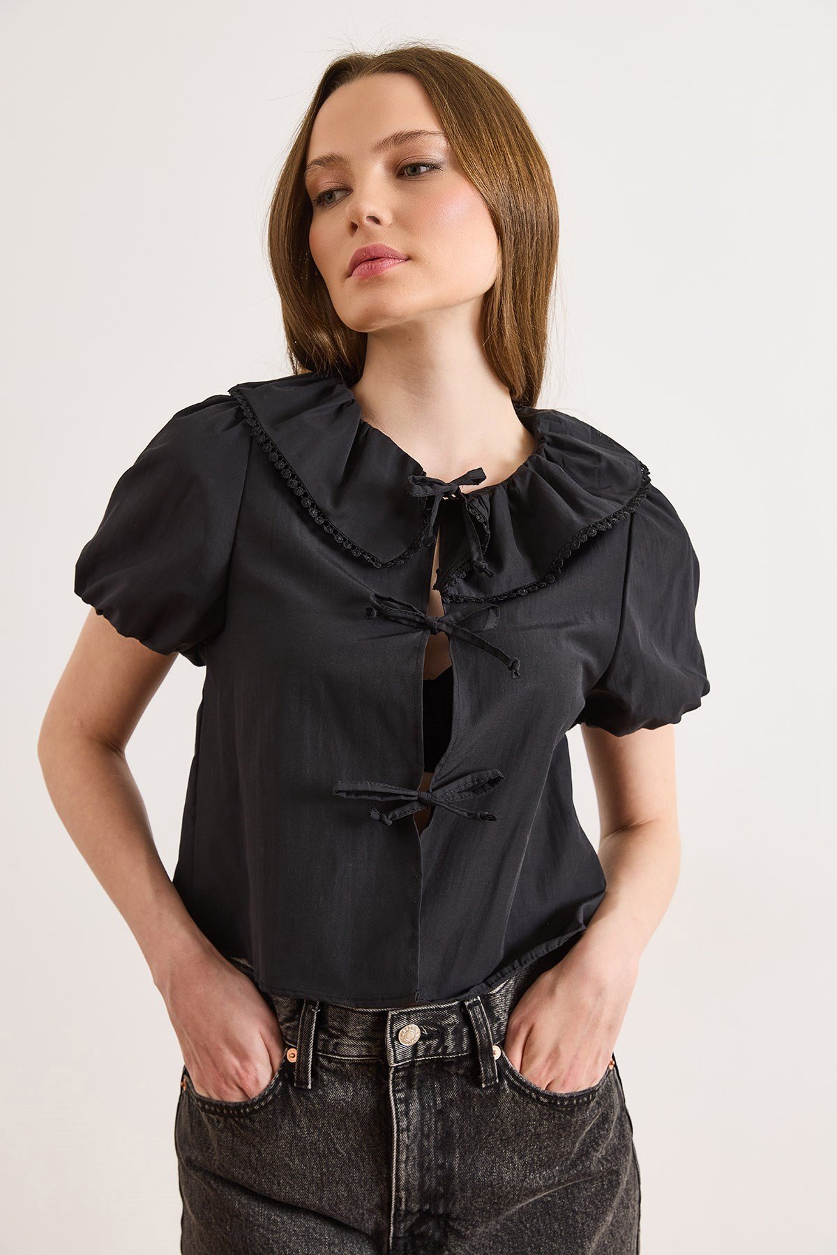 Boho Dantel Garnili Fiyonk Kapama Bluz Siyah