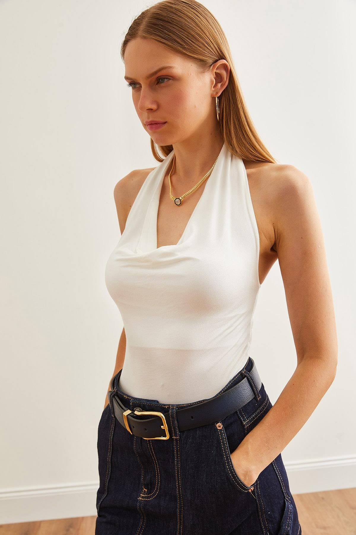 Boyundan Askılı Degaje Yaka Altı Çıtçıtlı Bodysuit Ekru