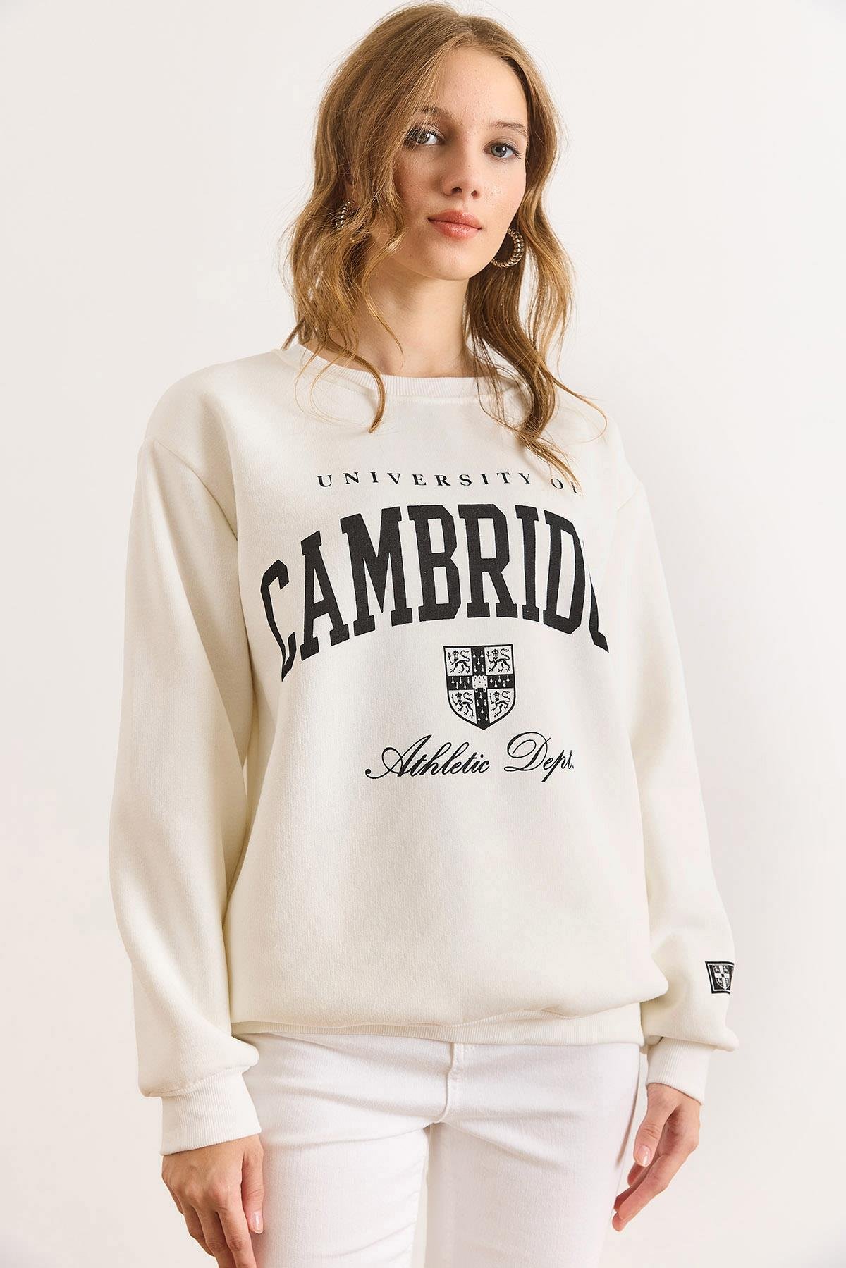 Cambridge Baskılı Şardonlu Kalın Sweatshirt Beyaz