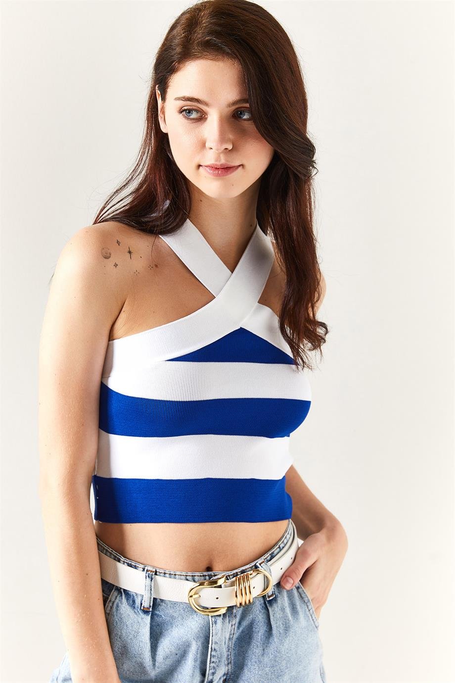 Çapraz Detaylı Çizgili Crop Bluz Saks Mavi