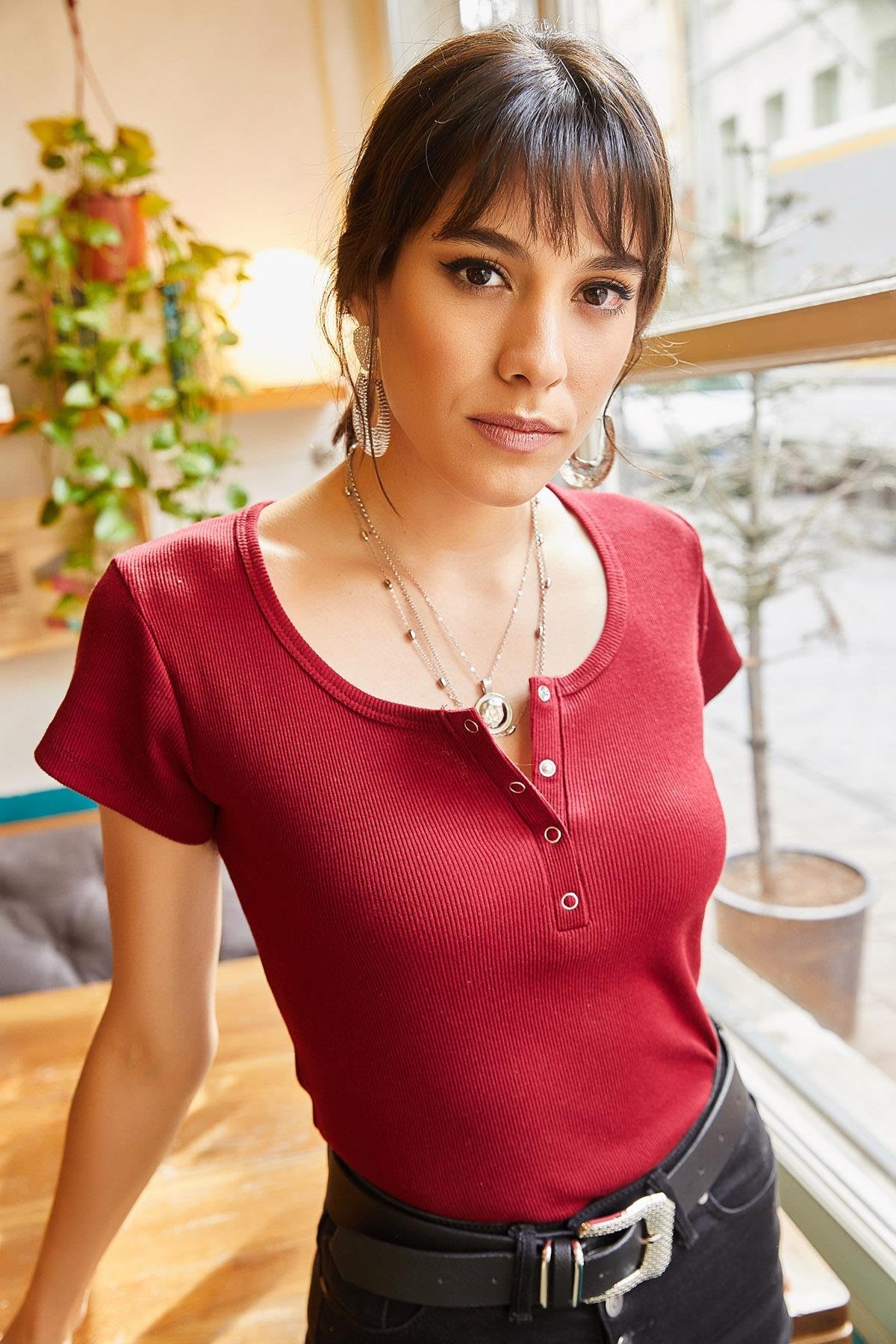 Çıtçıtlı Kaşkorse Bluz Vişne Çürüğü