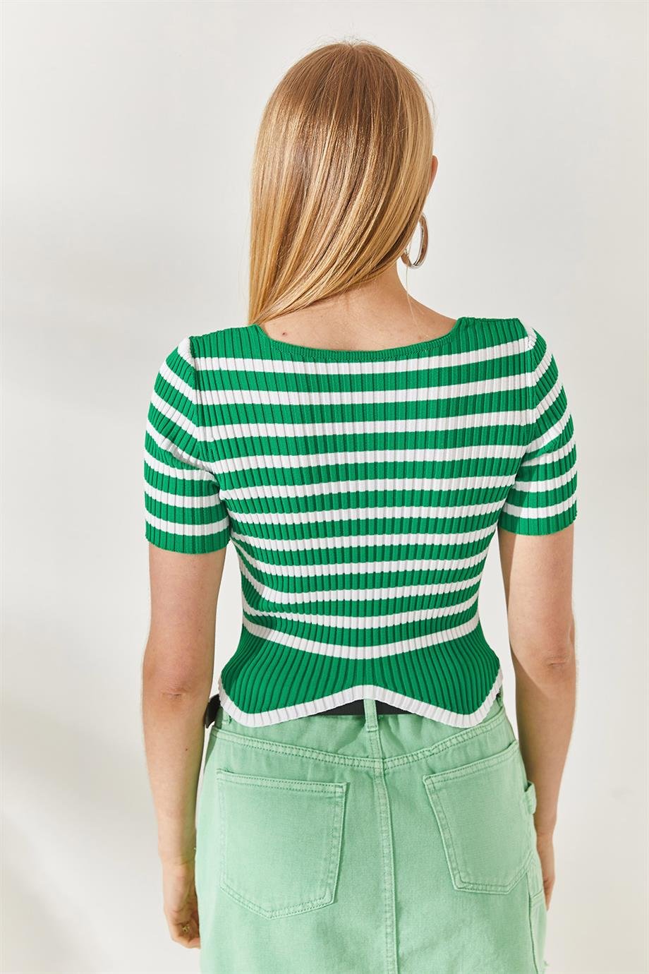 Çizgili Asimetrik Crop Triko Bluz Çimen Yeşili