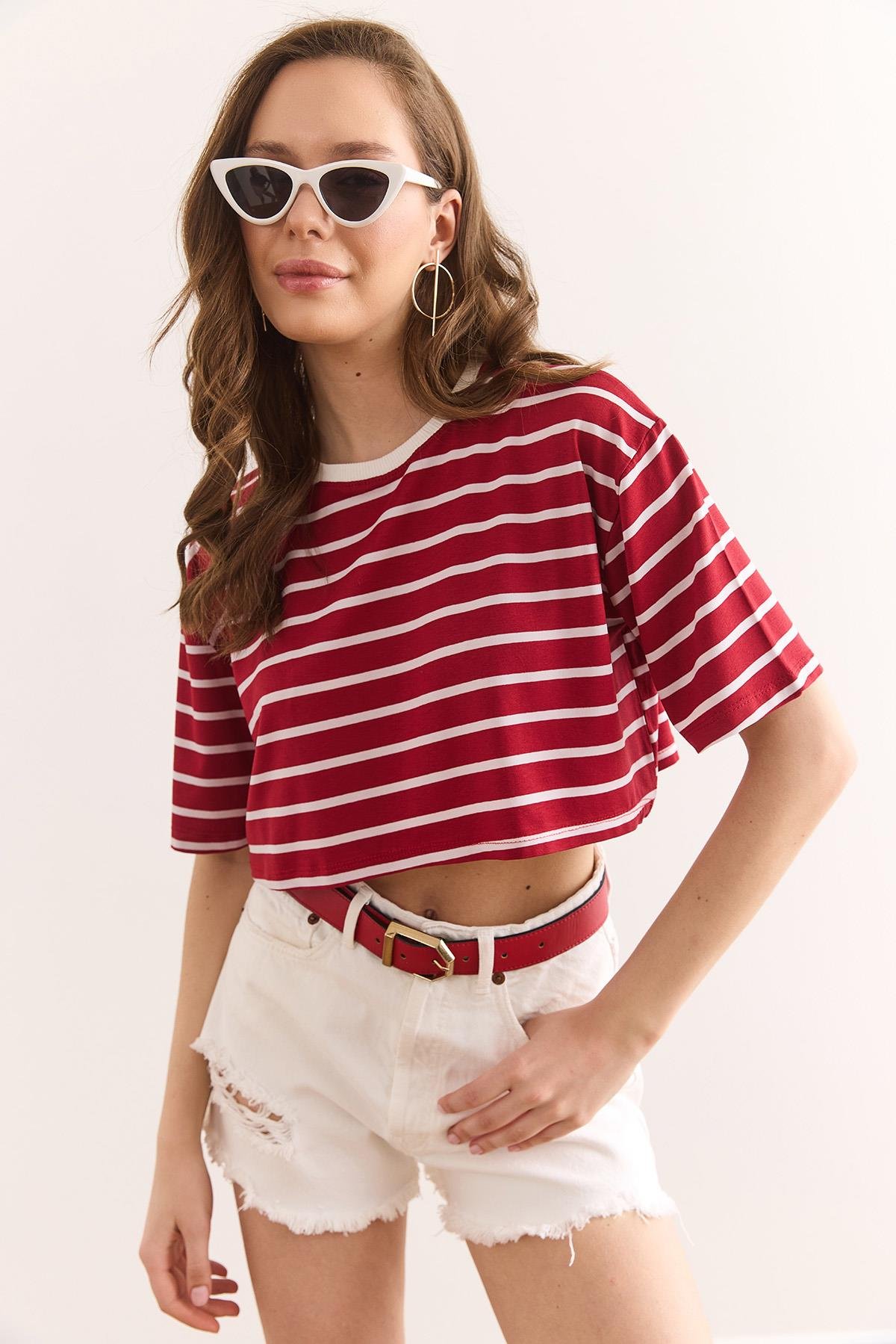 Çizgili Salaş Crop Tişört Kırmızı