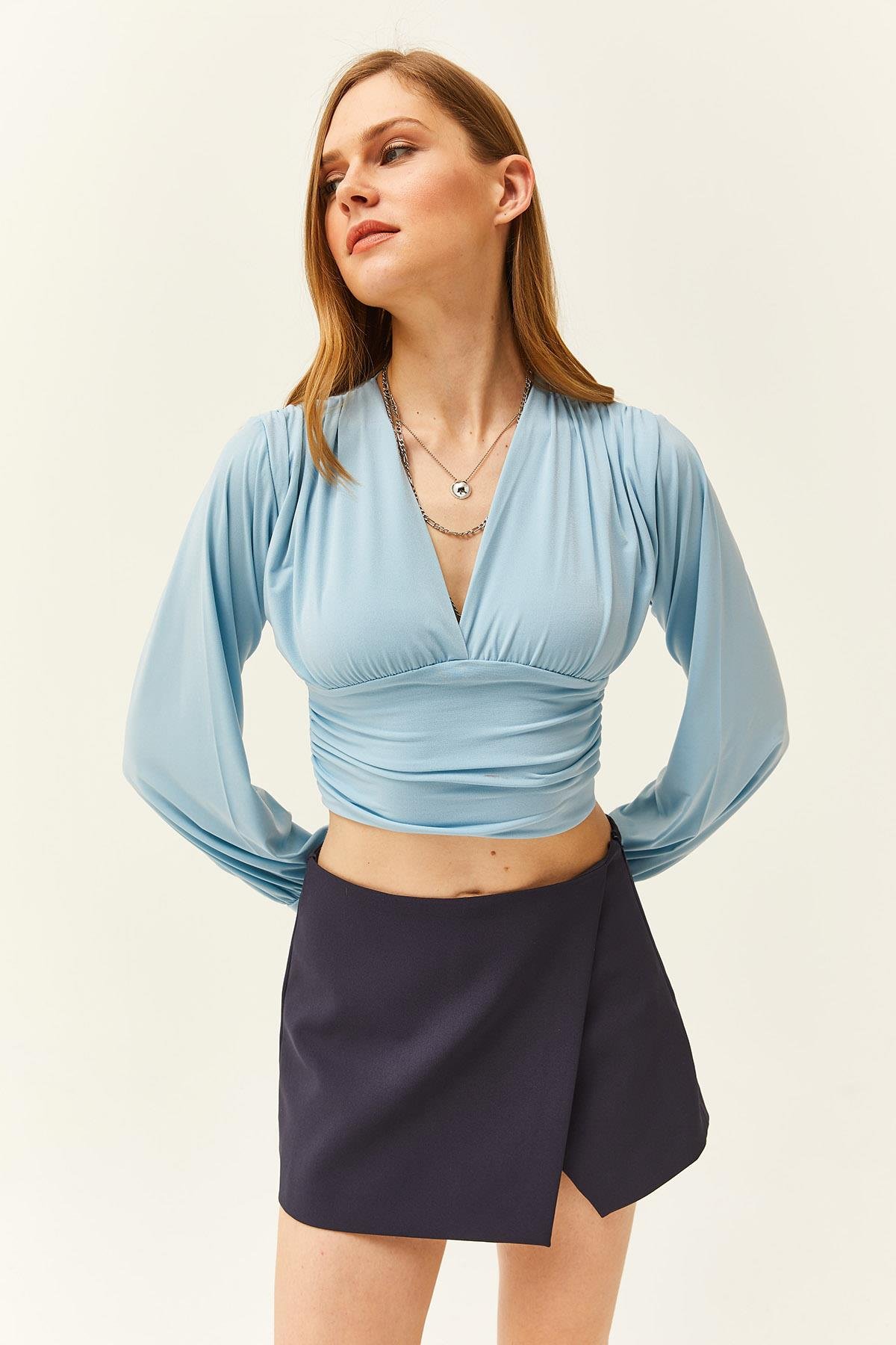 Derin Dekolteli Beli Bantlı Crop Bluz Bebe Mavi