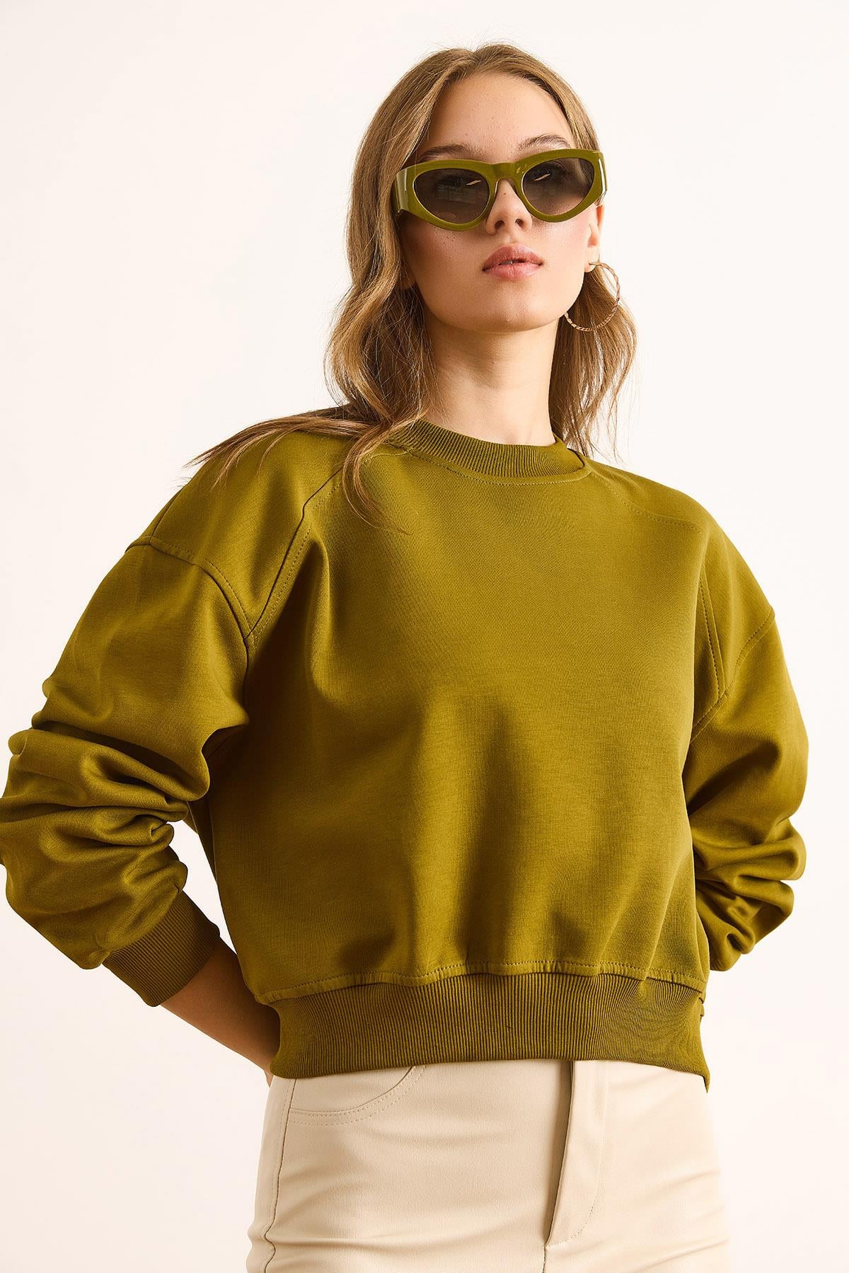 Double İnterlok Kol Detaylı Kalın Sweatshirt Yağ Yeşili