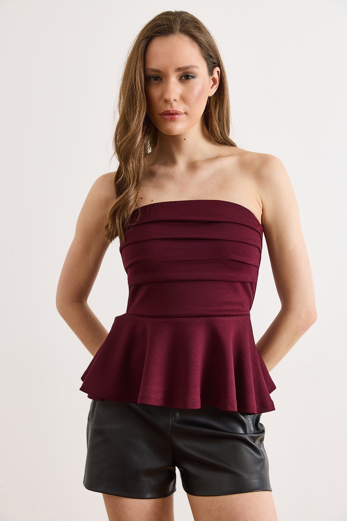 Drape Detaylı Straplez Bluz Bordo