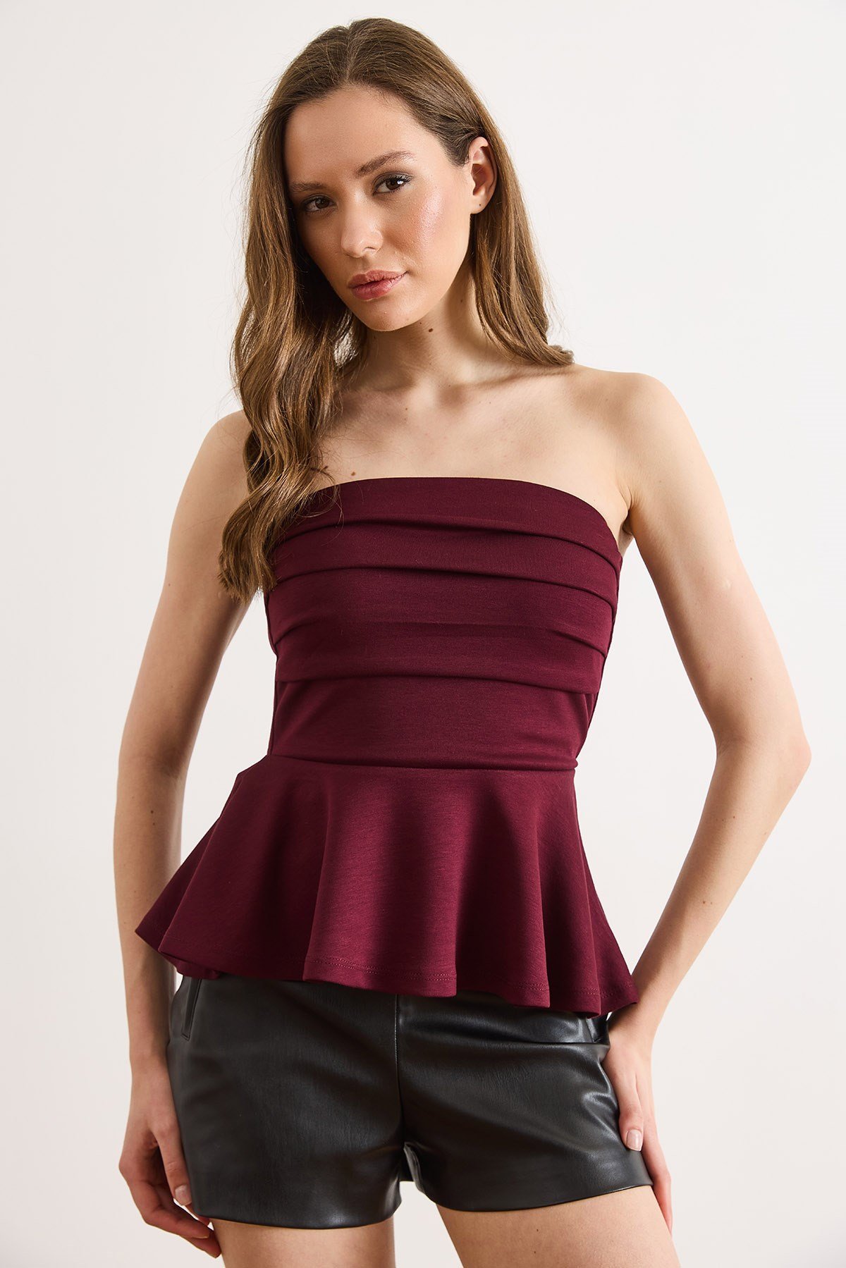 Drape Detaylı Straplez Bluz Bordo
