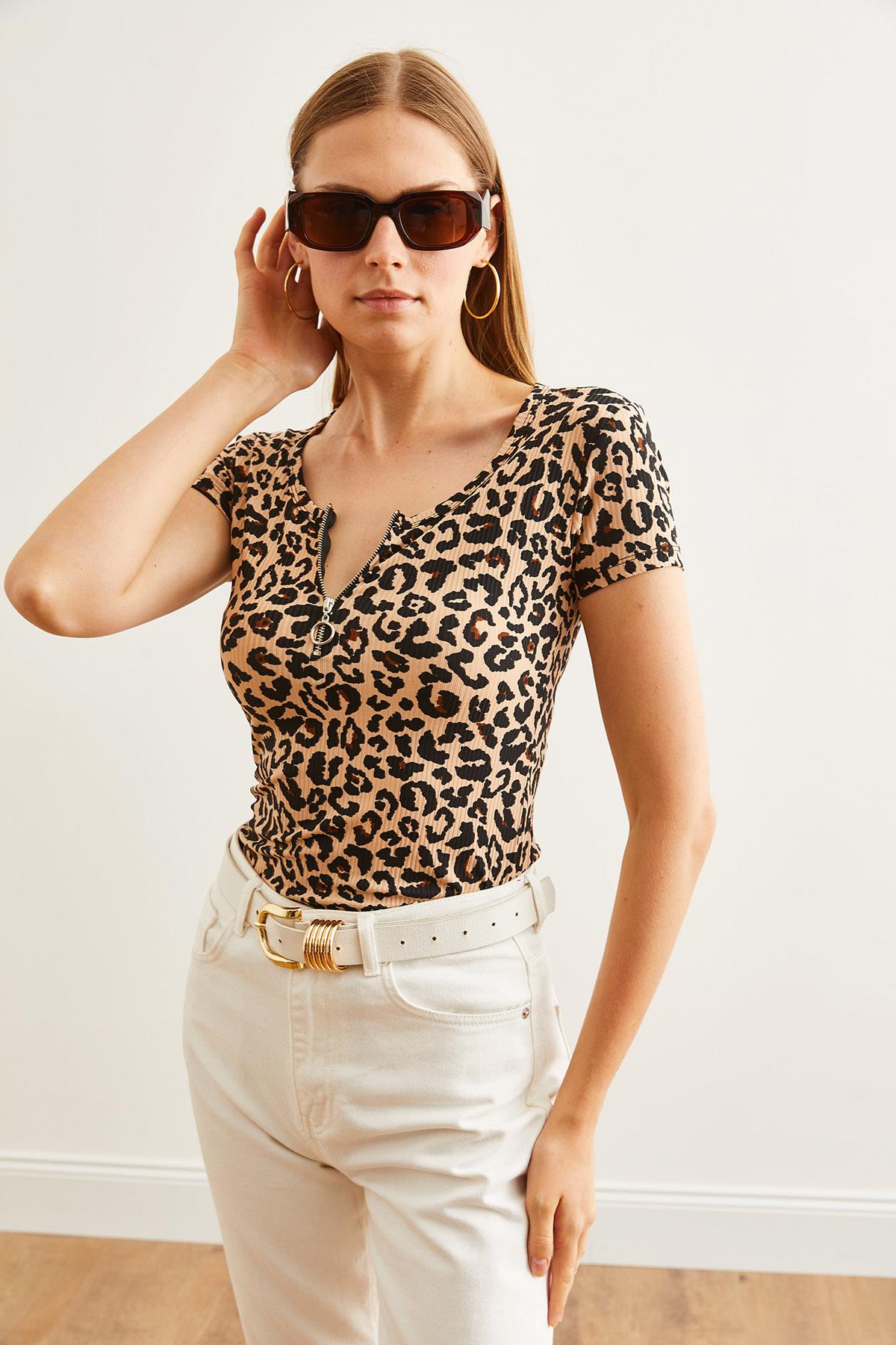 Fermuarlı Kaşkorse Bluz Leopar Bej