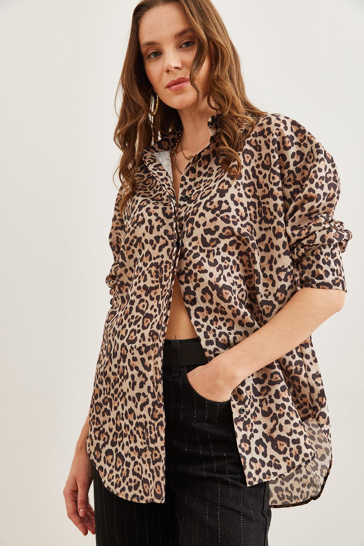 Gizli Patlı Poplin Gömlek Bej Leopar