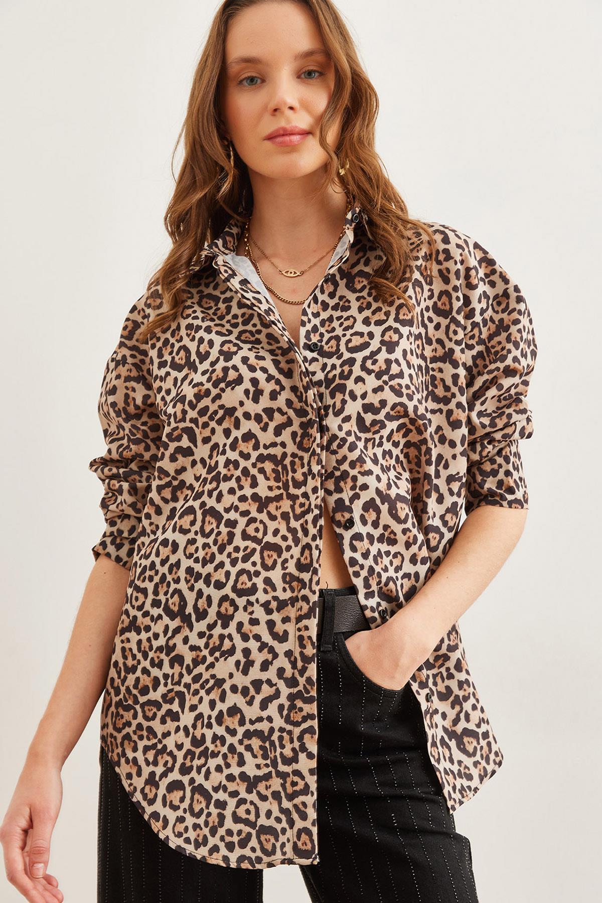 Gizli Patlı Poplin Gömlek Bej Leopar