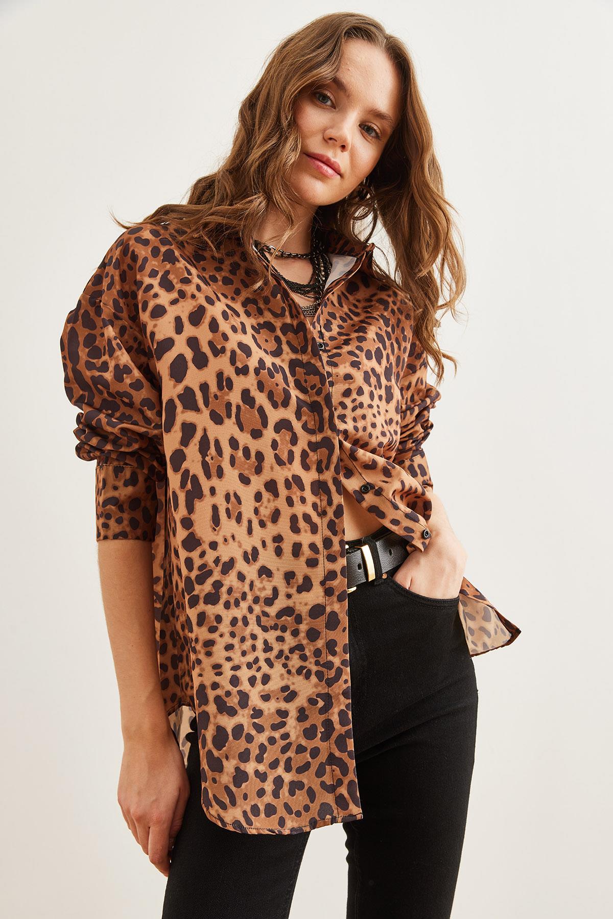Gizli Patlı Poplin Gömlek Camel Leopar