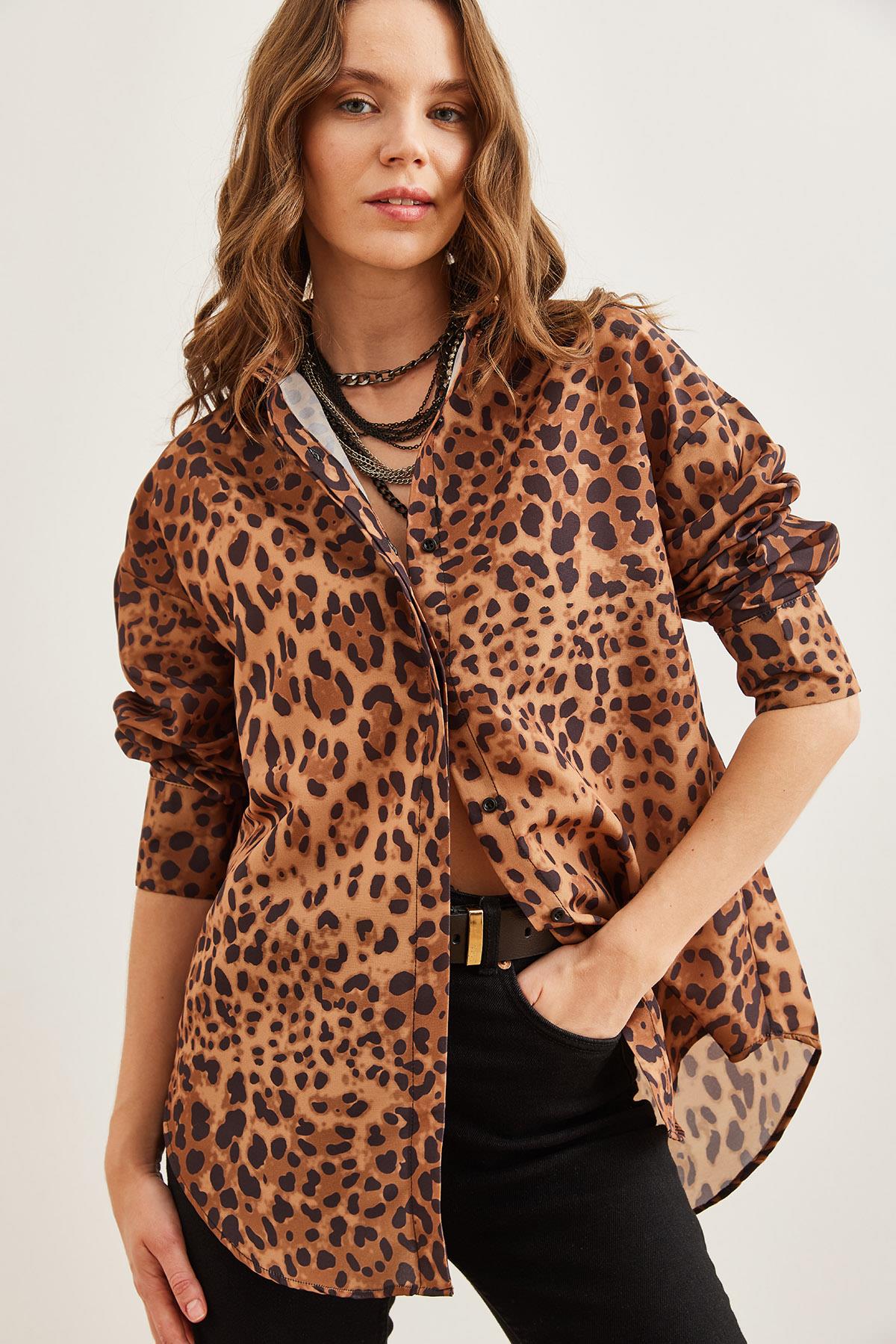 Gizli Patlı Poplin Gömlek Camel Leopar
