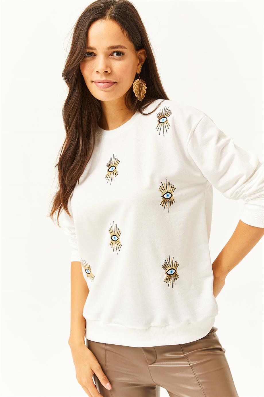 Göz Nakışlı Mevsimlik Sweatshirt Beyaz