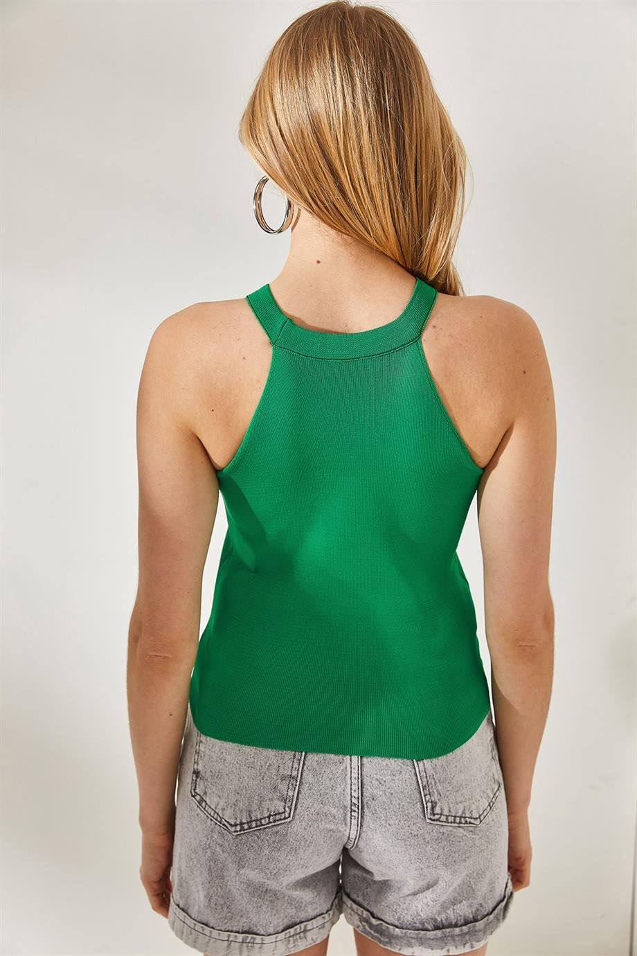 Halter Yaka Boncuk Garnili Crop Triko Bluz Çimen Yeşili